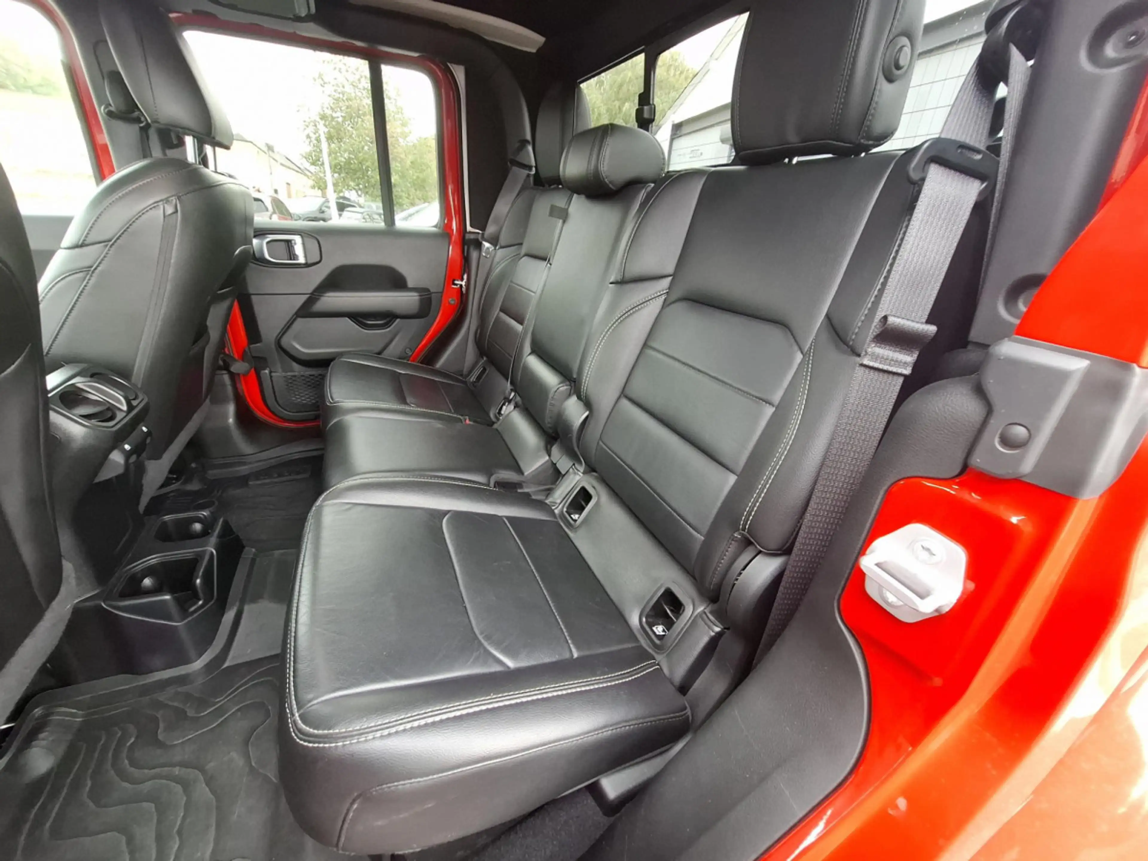 Jeep Gladiator 3.0 V6 Overland Auto. - Cuir - Caméra - — photo 11