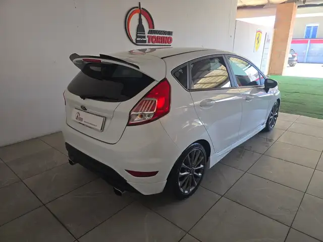 Ford Fiesta view 5