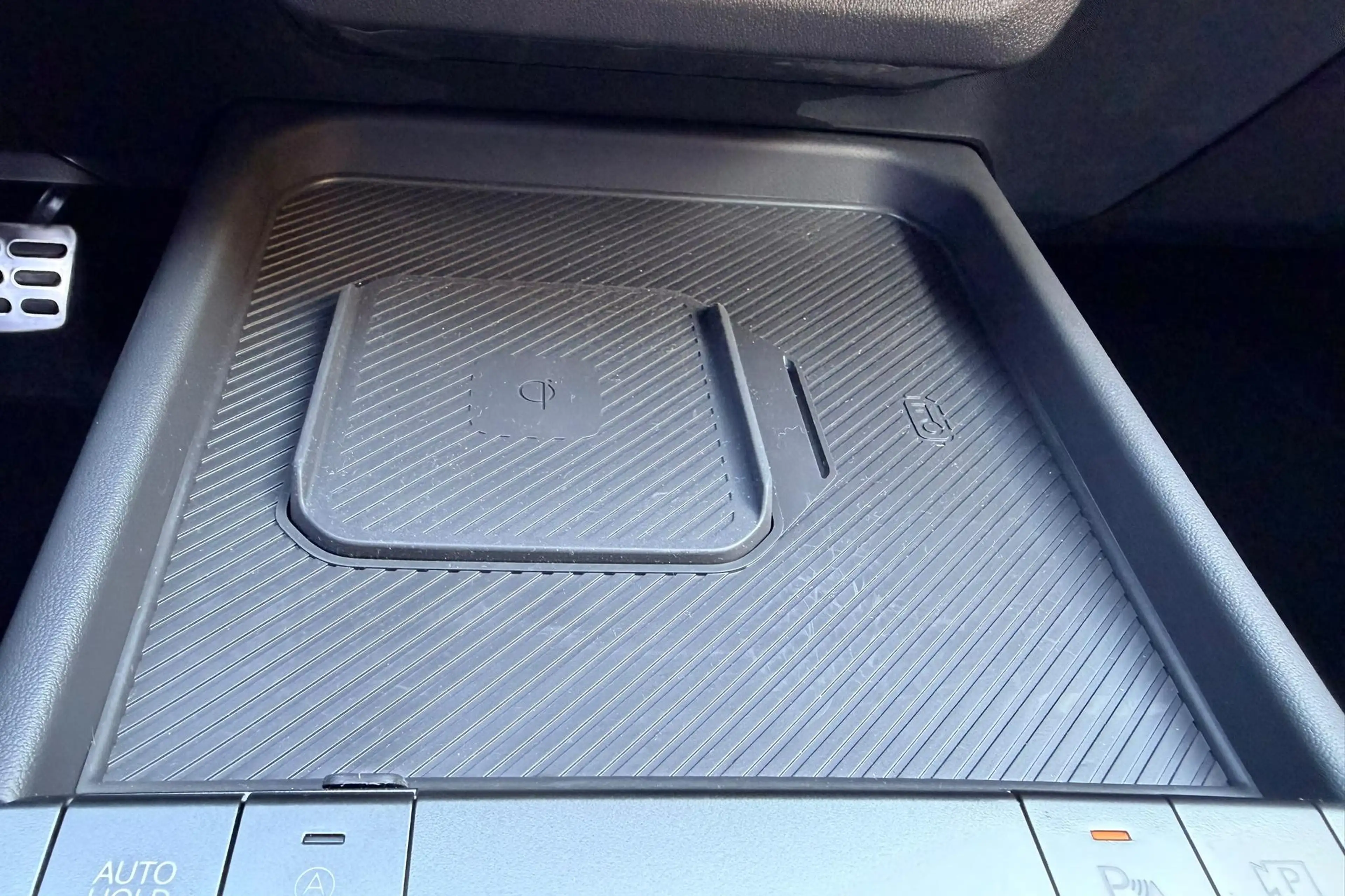 Kia Seltos 1.6 GDi Hybrid X-Line Demo Edition | Leder | Stoel — photo 15