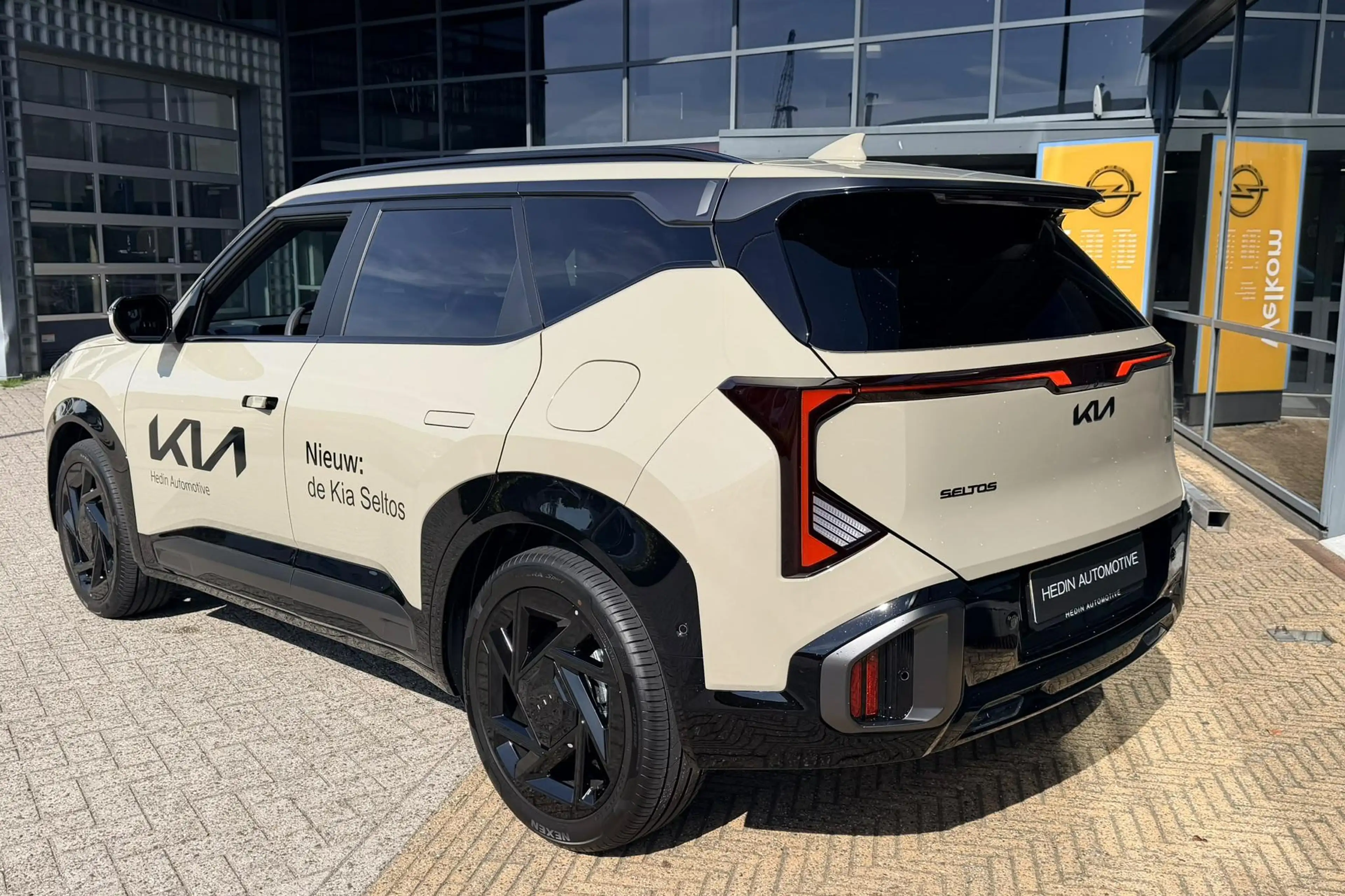 Kia Seltos 1.6 GDi Hybrid X-Line Demo Edition | Leder | Stoel — photo 6