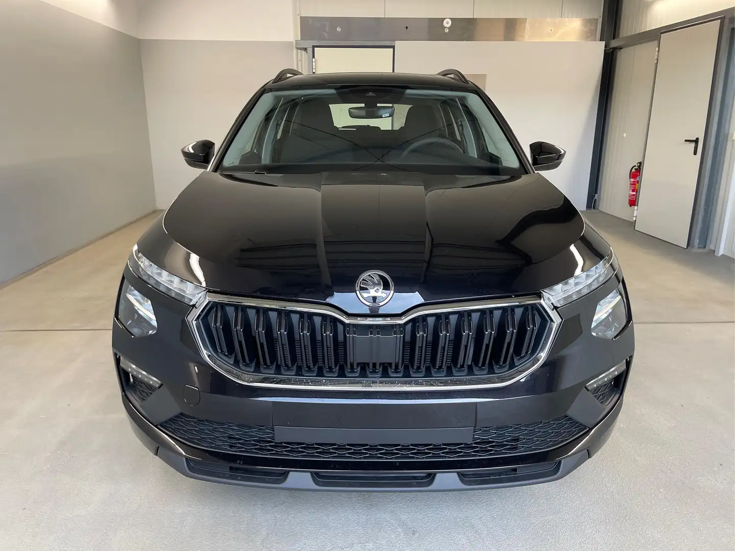 Skoda Kamiq Facelift 95PS Sitzheizung+App-Connect 1.0 TSI 7... Schwarz - 2