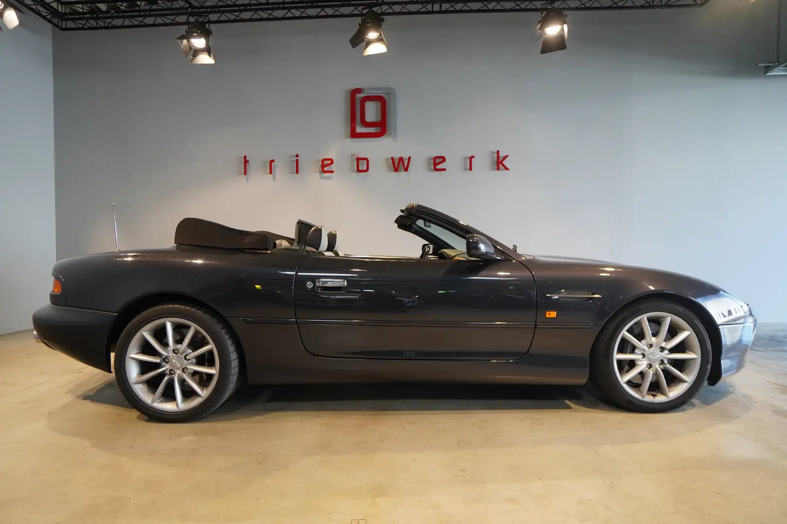Aston Martin DB7 Vantage Volante V12 6.0 BRD-FZg/U-frei/Scheckheft Gris - 2