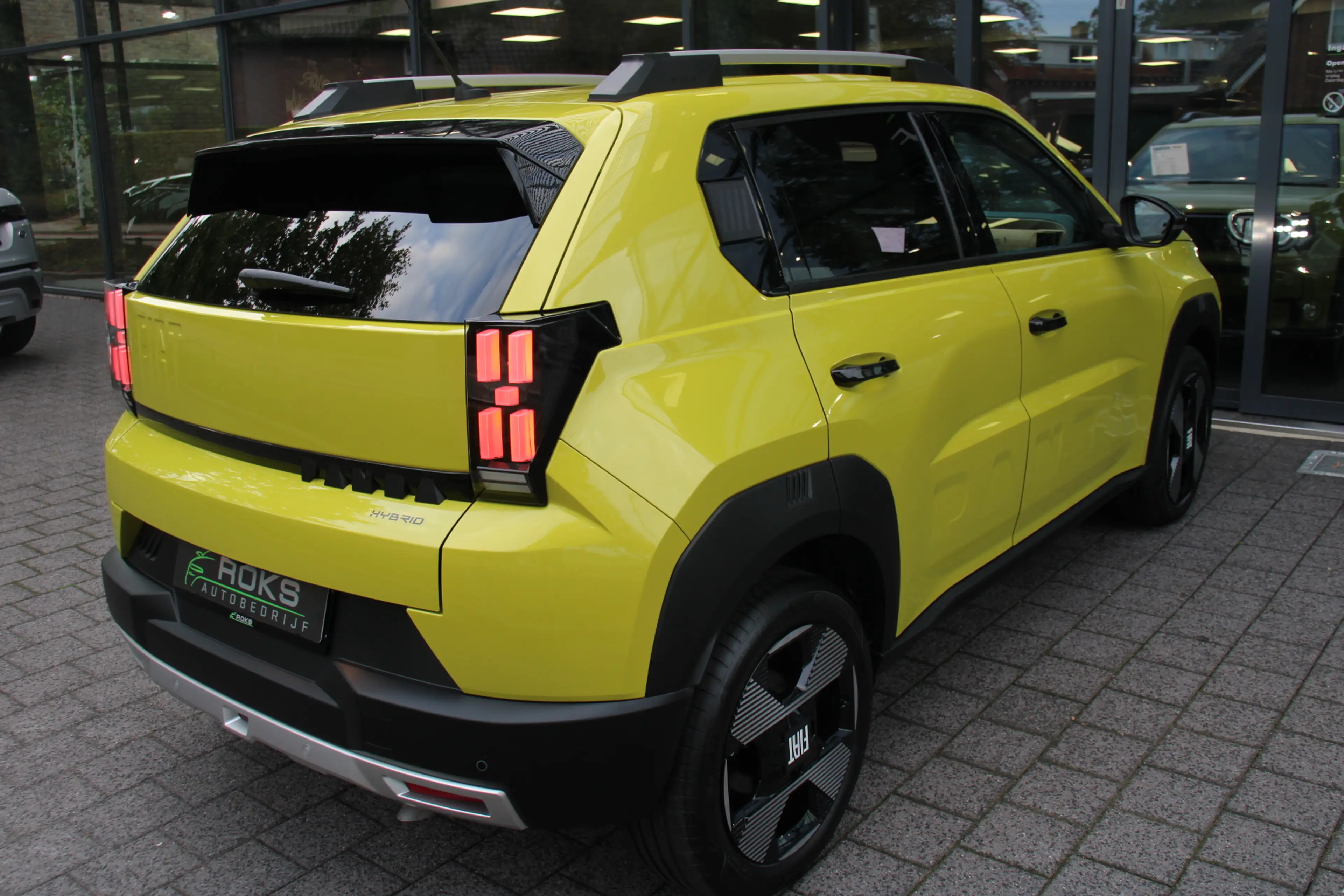 Fiat Grande Panda 1.2 Hybrid La Prima — photo 15