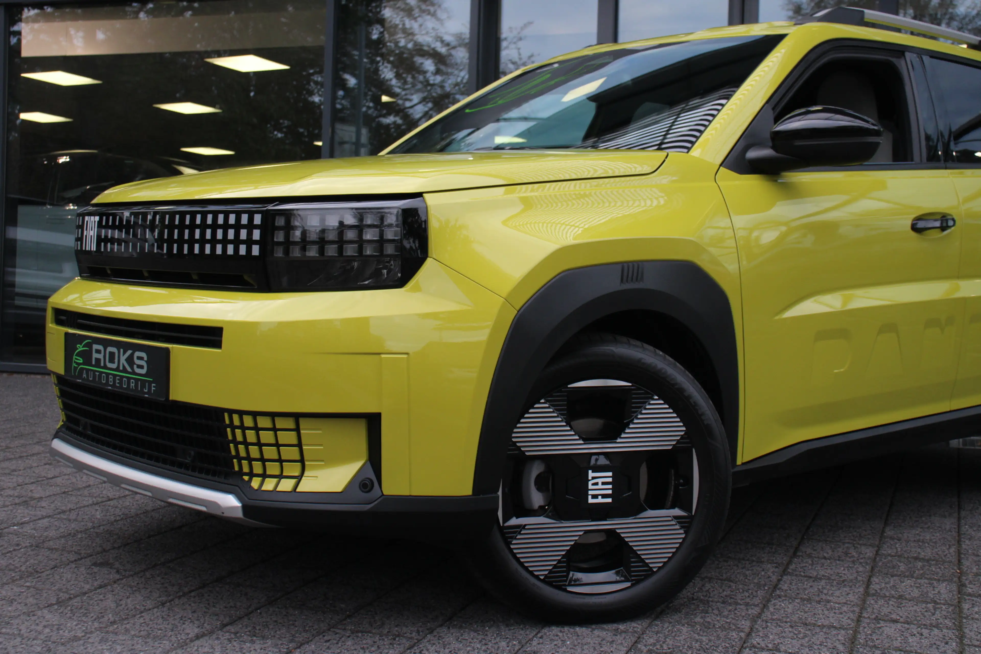 Fiat Grande Panda 1.2 Hybrid La Prima — photo 9