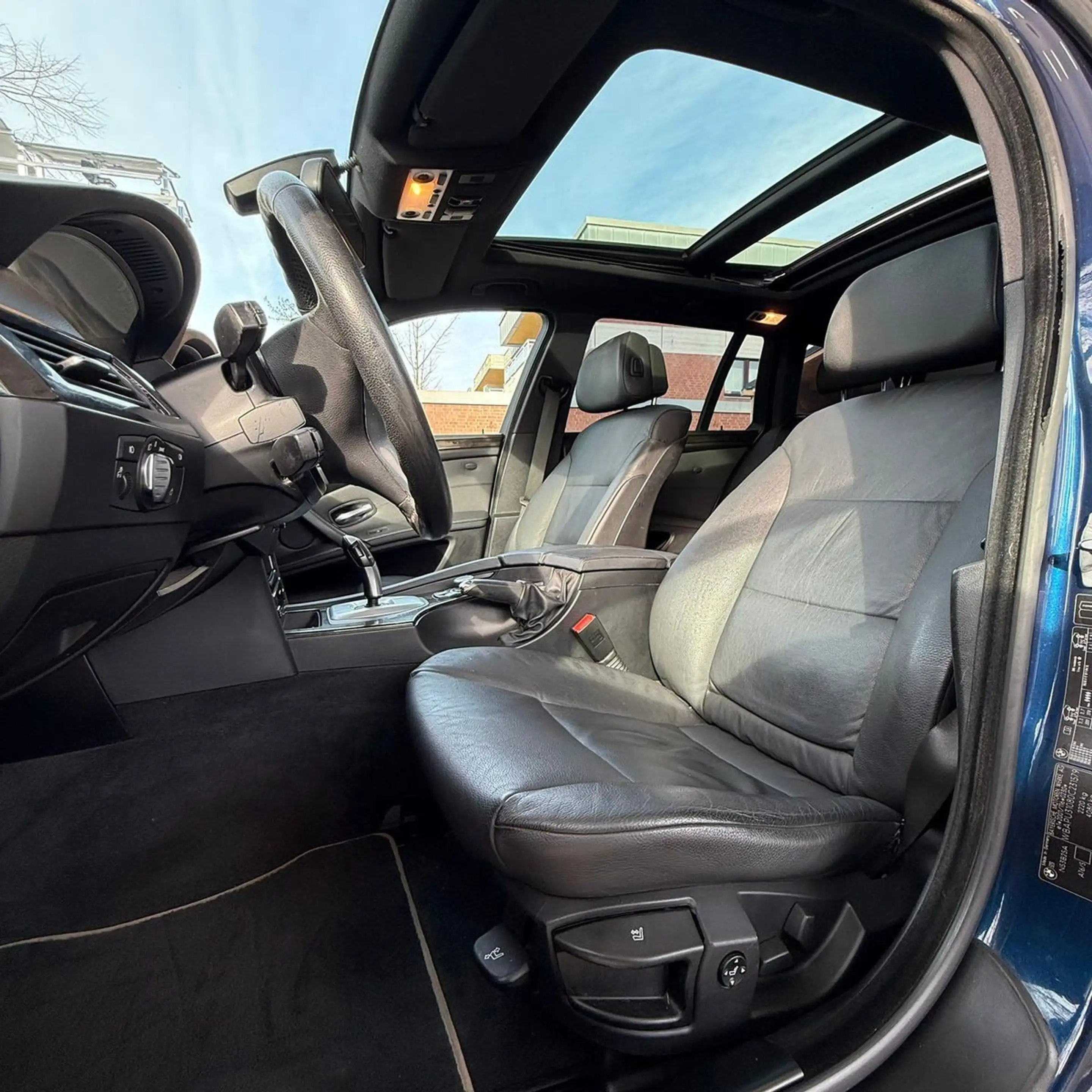 BMW 523 5 TourinEdition Lifestyle / Automatik — photo 9