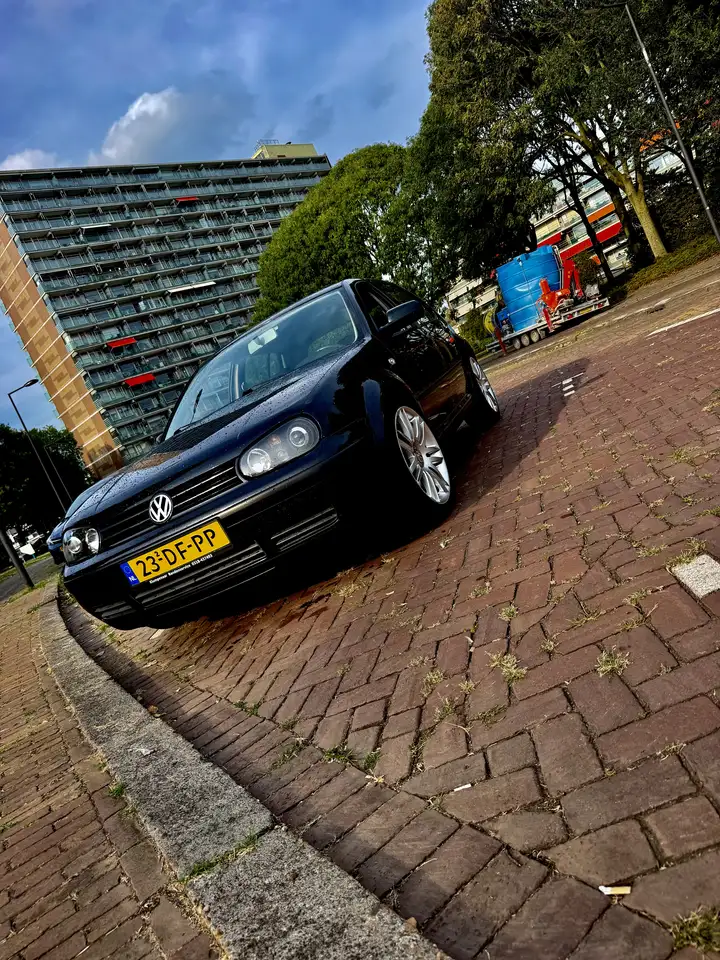 Volkswagen Golf 2.0 Trendline, foto 1