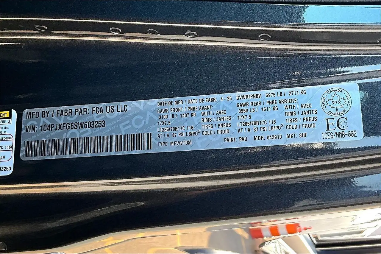 Jeep Wrangler снимка Jeep Wrangler