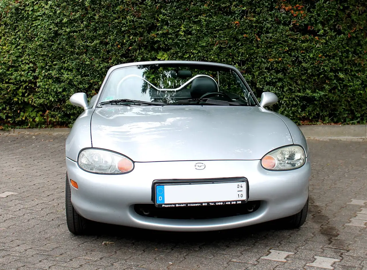 Mazda MX-5 1.6i 16V, foto 2