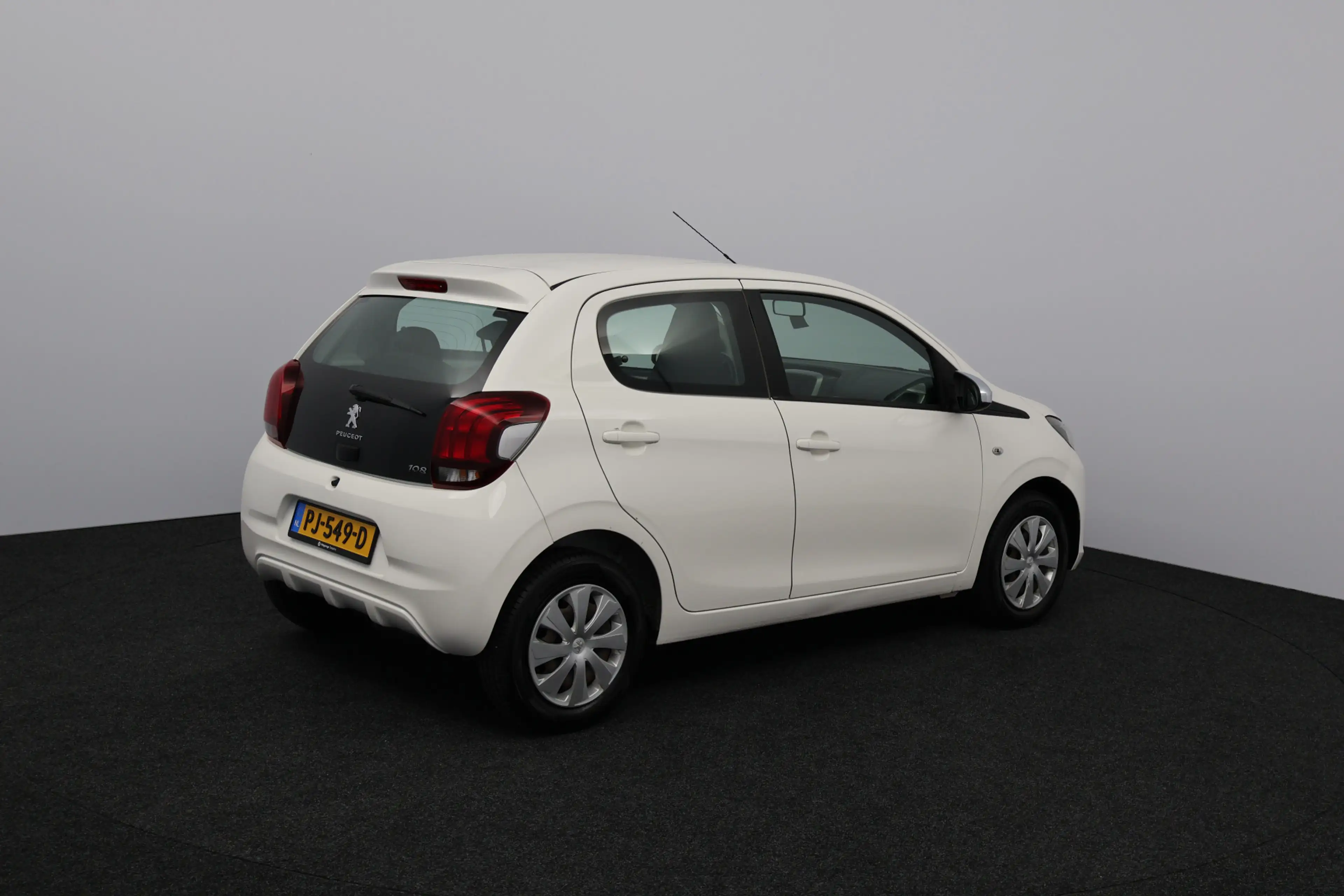 Peugeot 108 1.0 e-VTi Blue Lion/ LED Dagrijverl./ Airco!/ Blue — photo 12