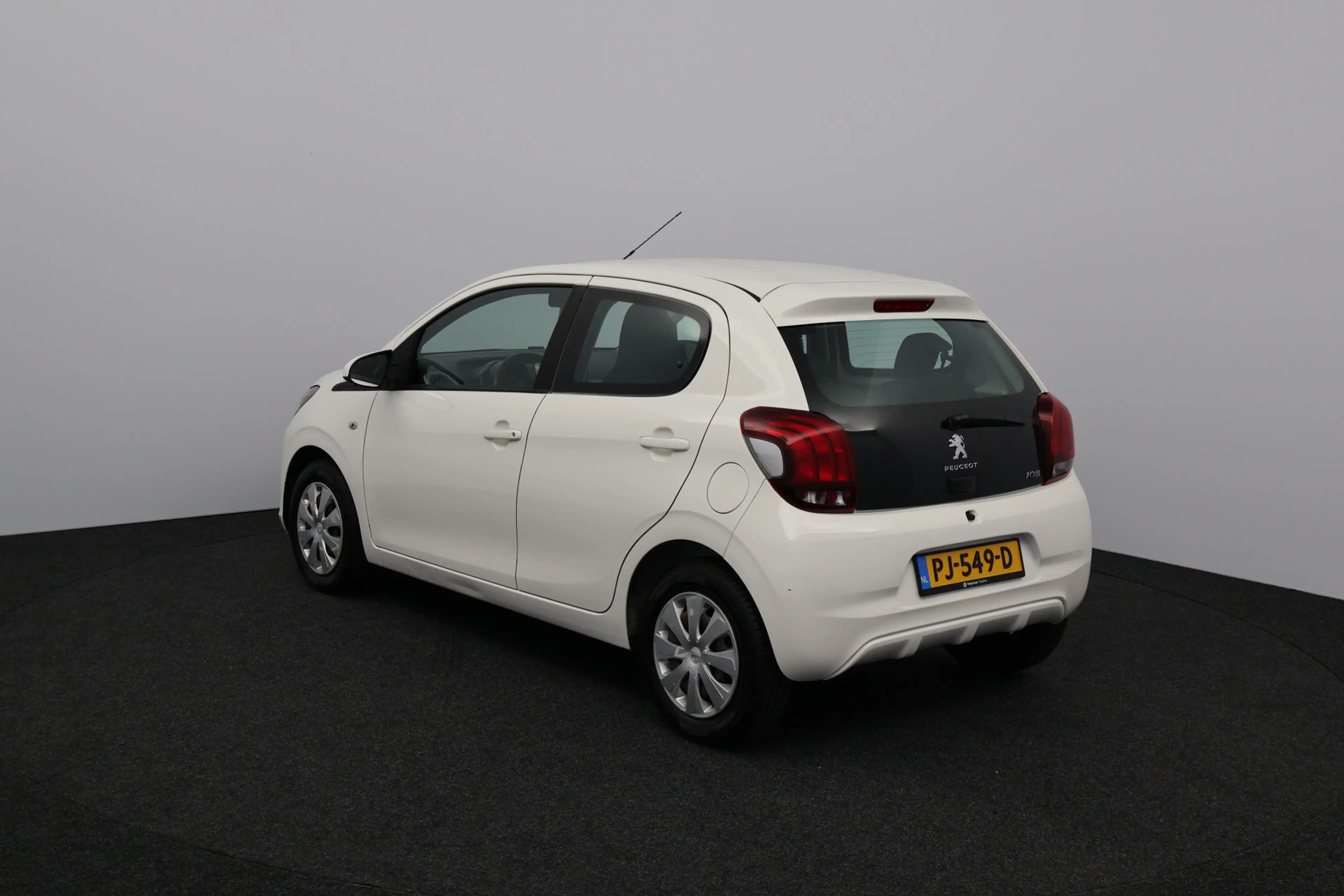 Peugeot 108 1.0 e-VTi Blue Lion/ LED Dagrijverl./ Airco!/ Blue — photo 2