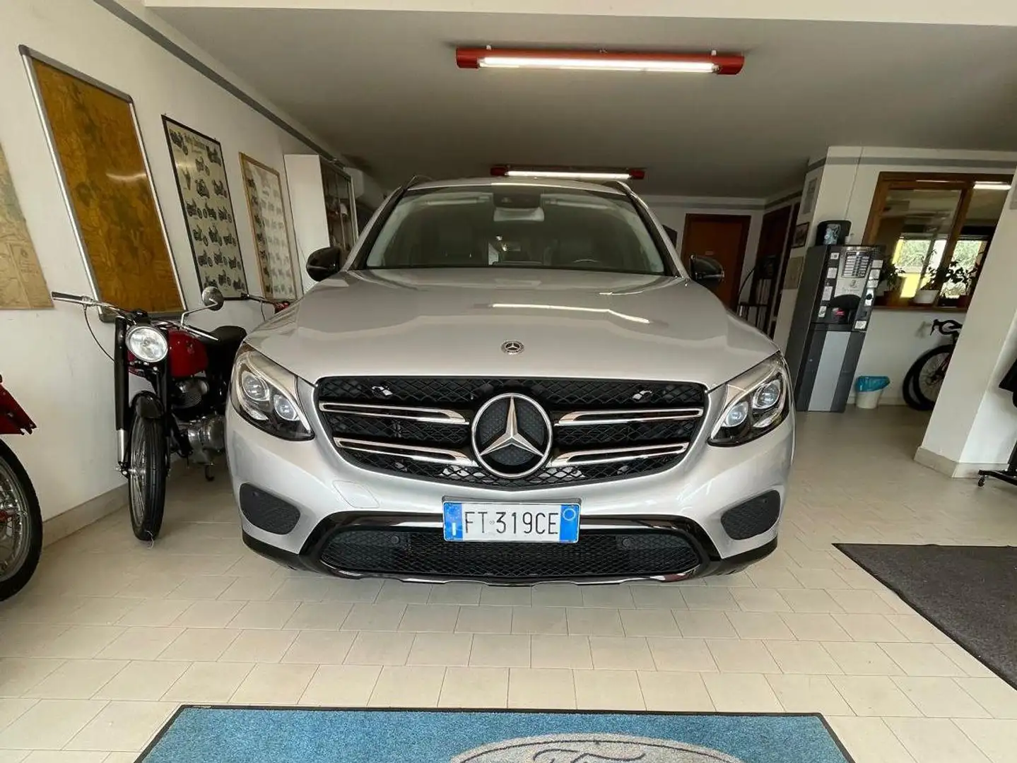 Mercedes-Benz GLC 250 d 4matic Sport auto Argento - 1