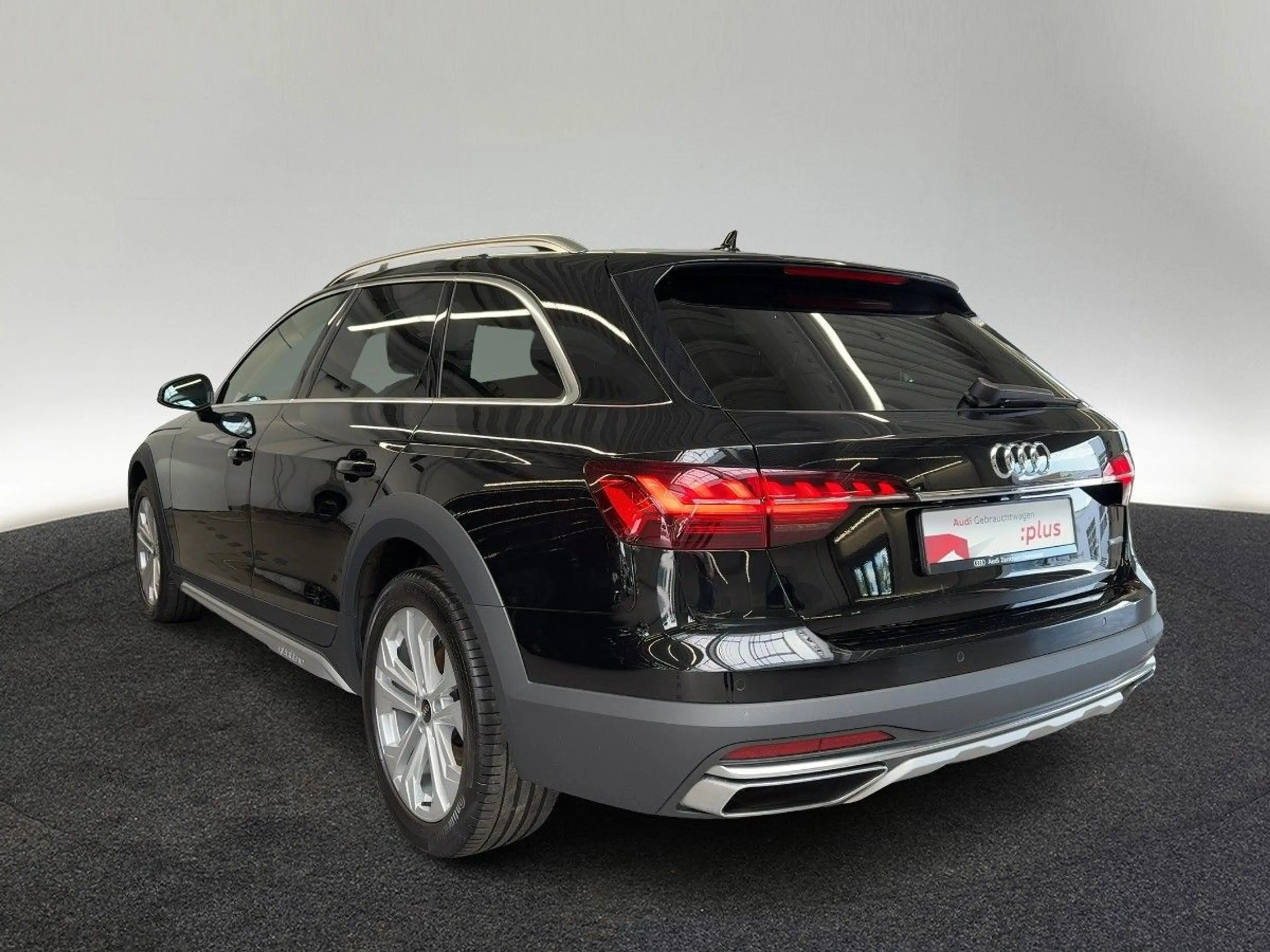 Audi A4 allroad A4 allroad 40 TDI quattro Sitzheizung — photo 4
