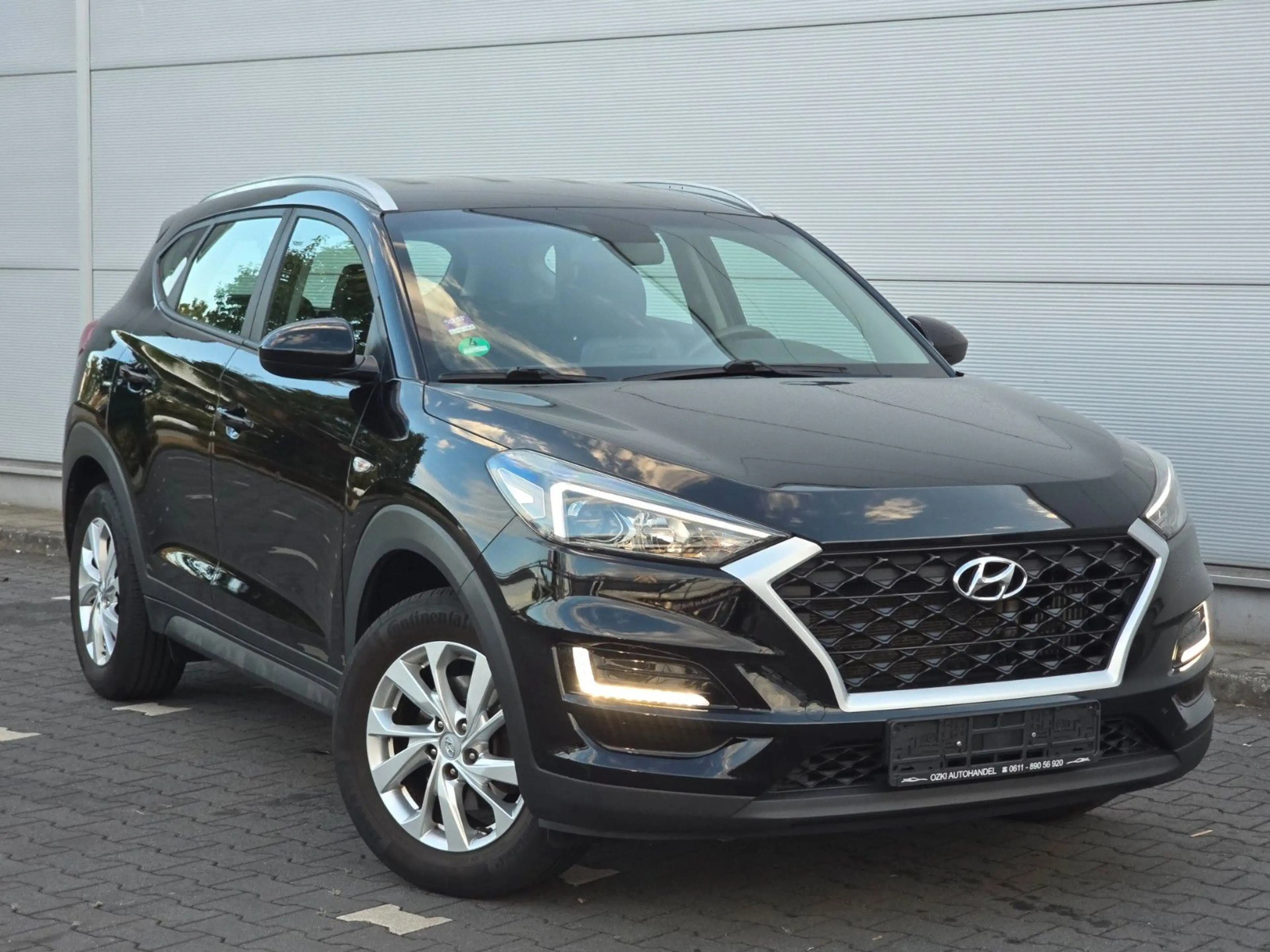 Hyundai TUCSON +Kamera +Navi +1.Hand