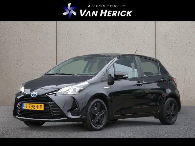 Toyota Yaris 1.5 Hybrid Active Automaat | Navigatie | Achteruit