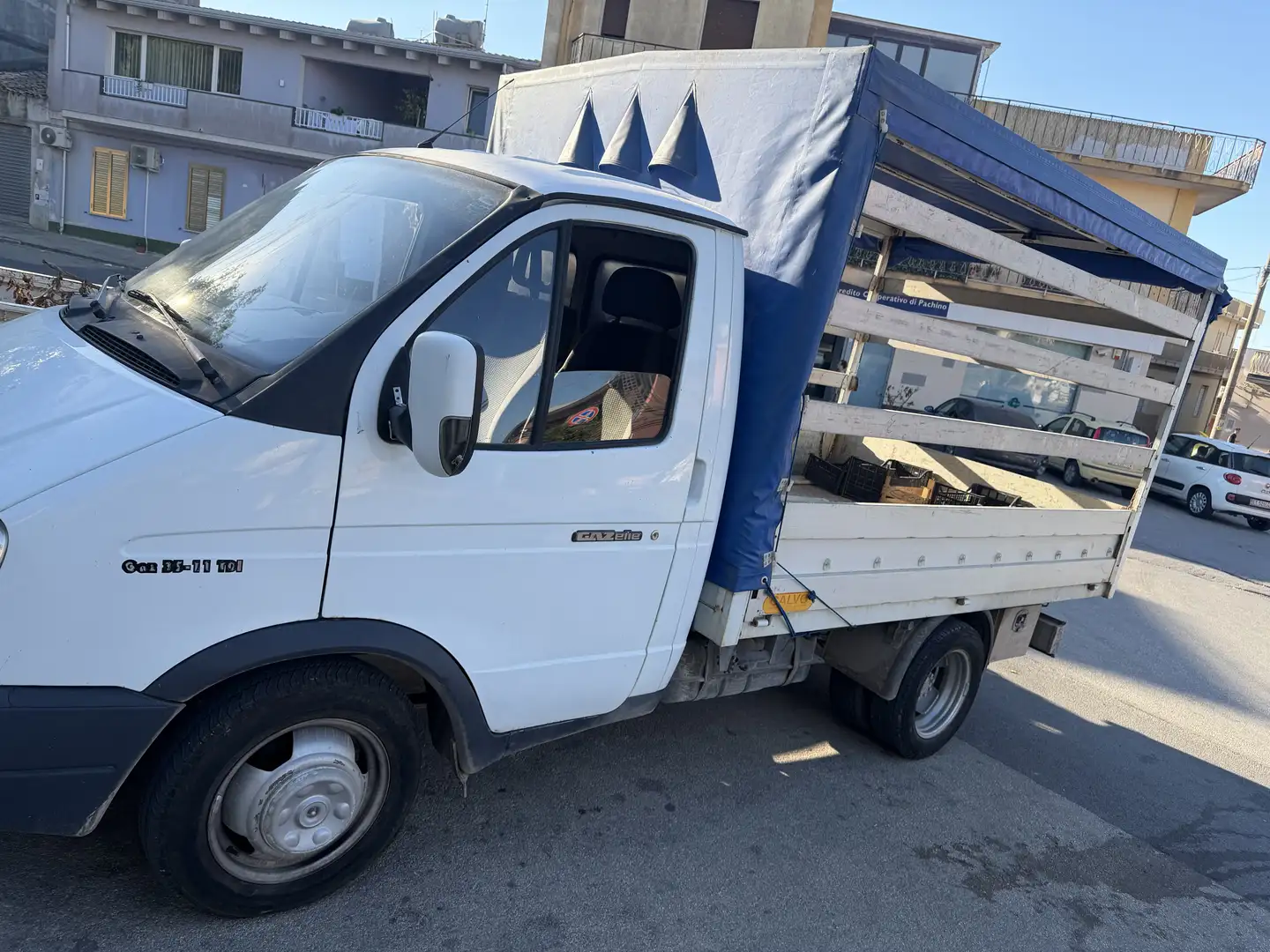 GAZ Gazelle Camion Cassonato - 2