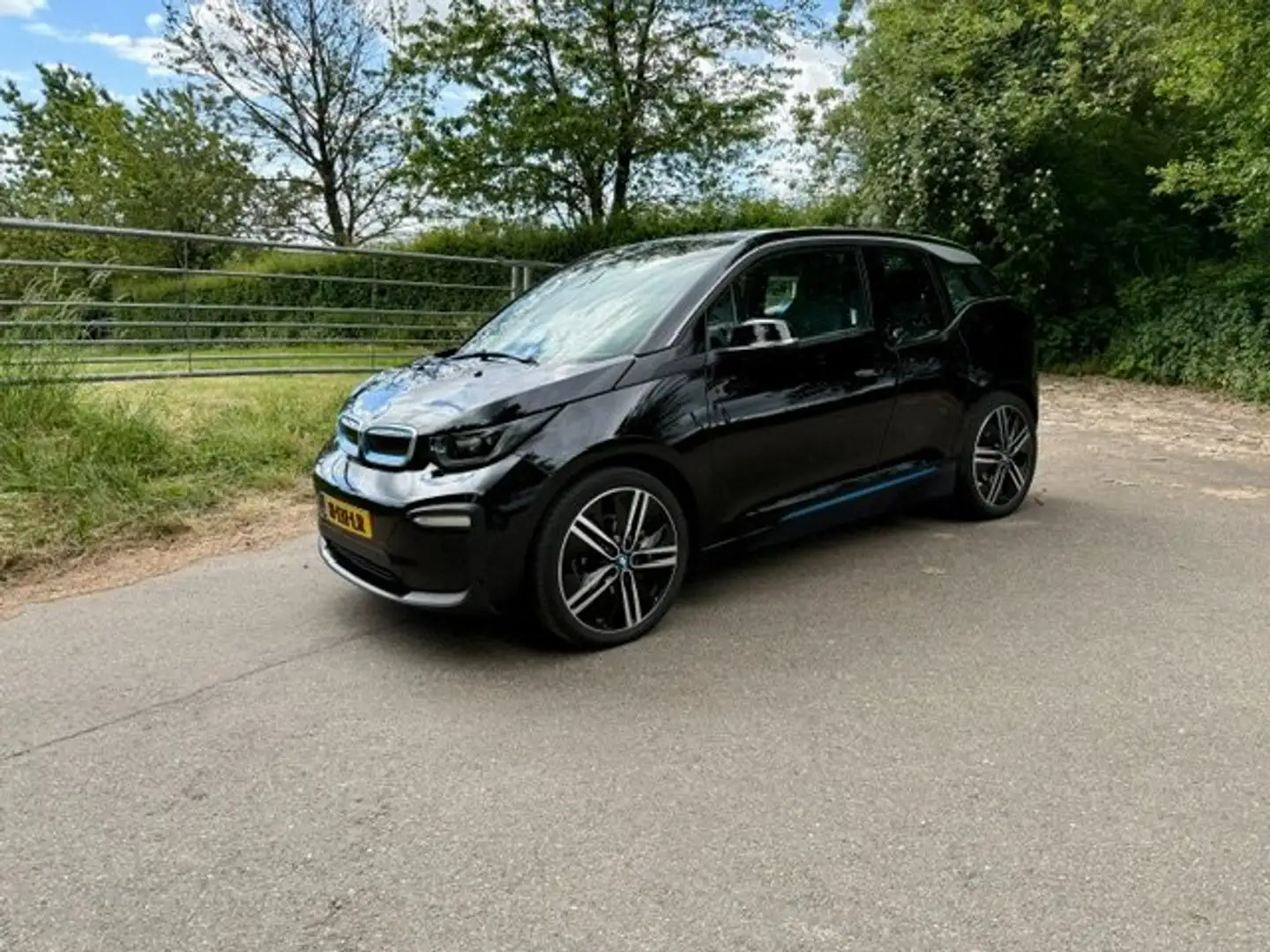BMW i3 i3 Ex. Edition 120Ah 42kWh Zwart - 1