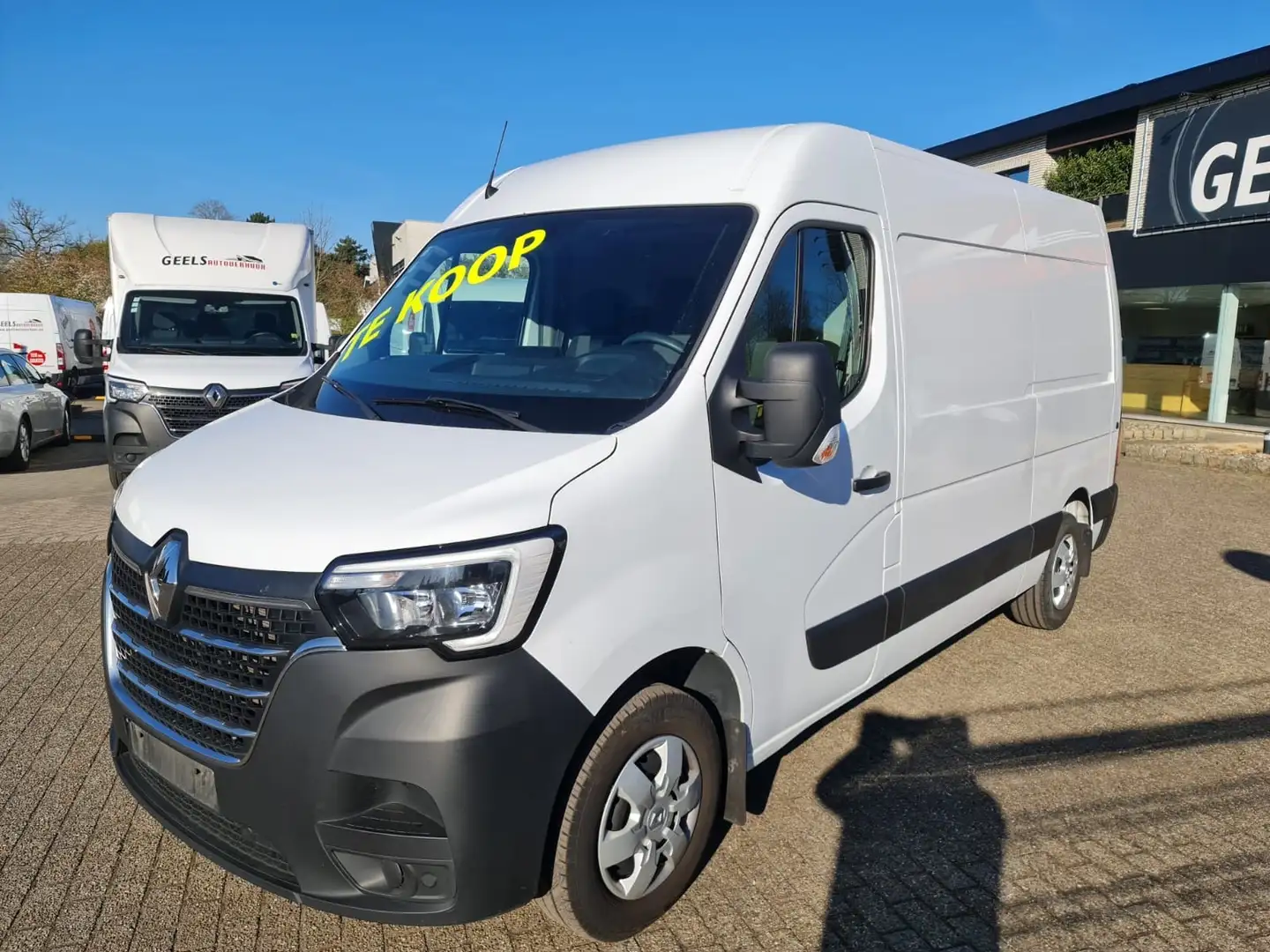Renault Master L2H2 - 2.3dci 136 pk €6 - €18.990 excl. btw Blanc - 1