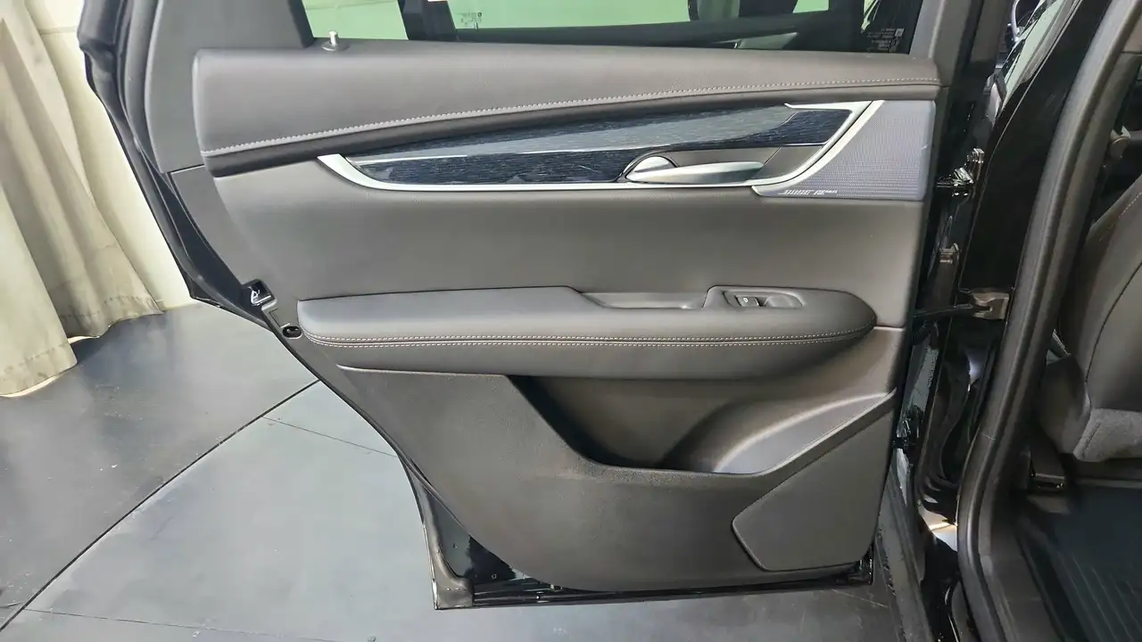 Cadillac XT5 снимка Cadillac XT5