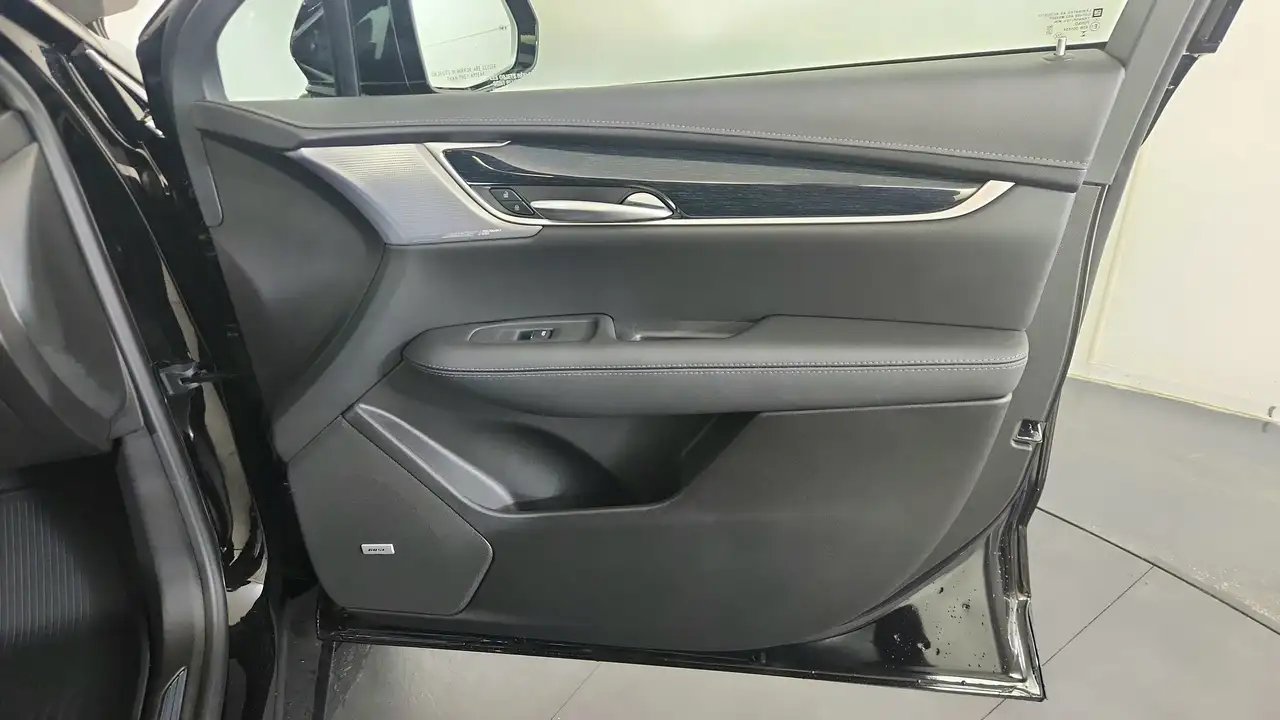 Cadillac XT5 снимка Cadillac XT5