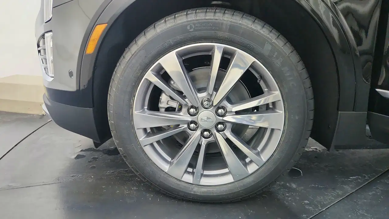 Cadillac XT5 снимка Cadillac XT5