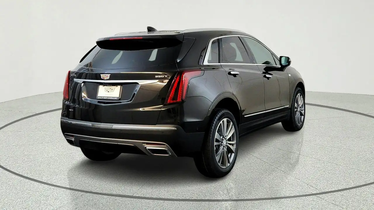 Cadillac XT5 снимка Cadillac XT5