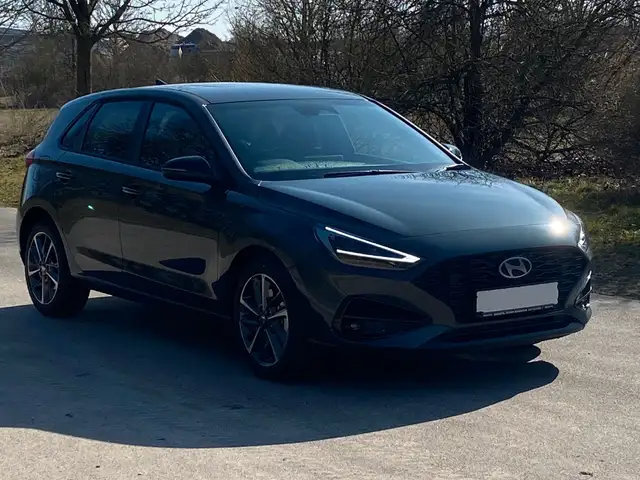 Hyundai I30 view 3