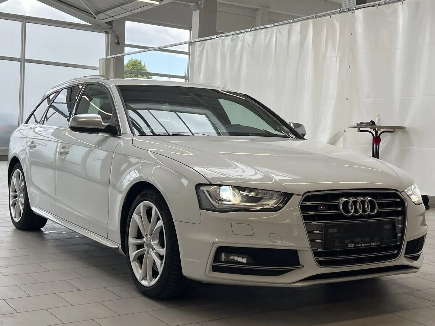 Audi S4 3.0 TFSI quattro Blanco - 2