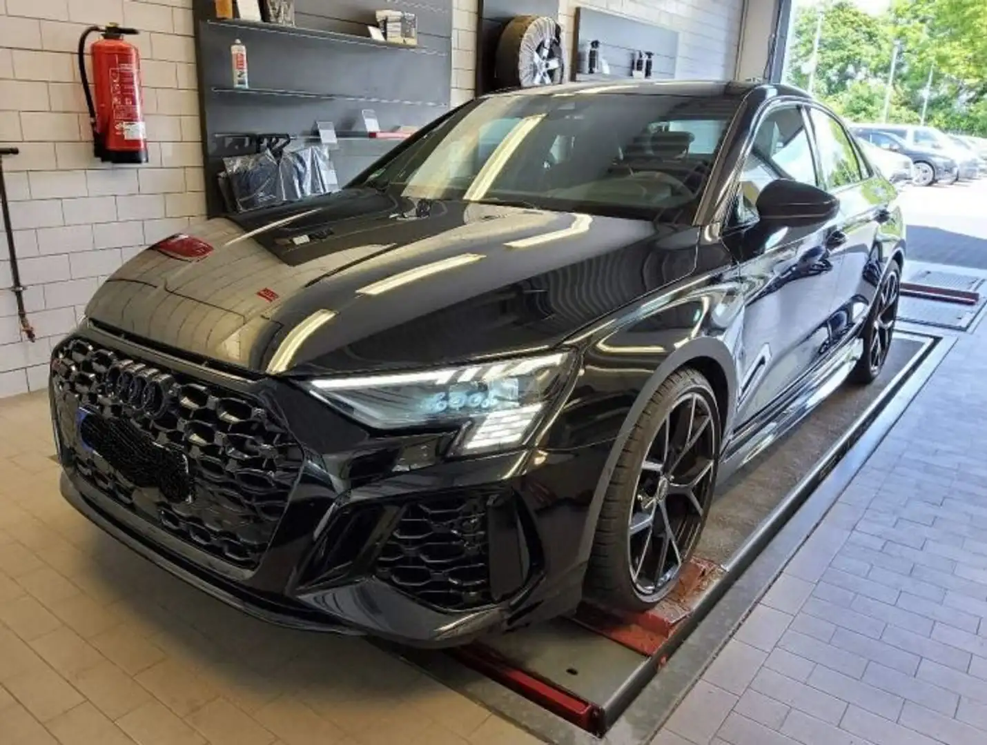 Audi RS3 Limo qu RS-SPORTABGAS B&O MATRIX KAMERA APS+ Schwarz - 1