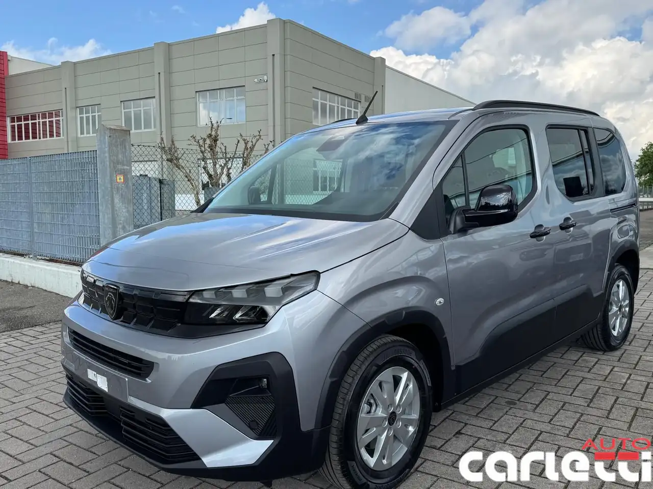 Peugeot Rifter 1.5 BlueHDi 100cv S&S Allure Standard 8ANNI DI GARANZIA