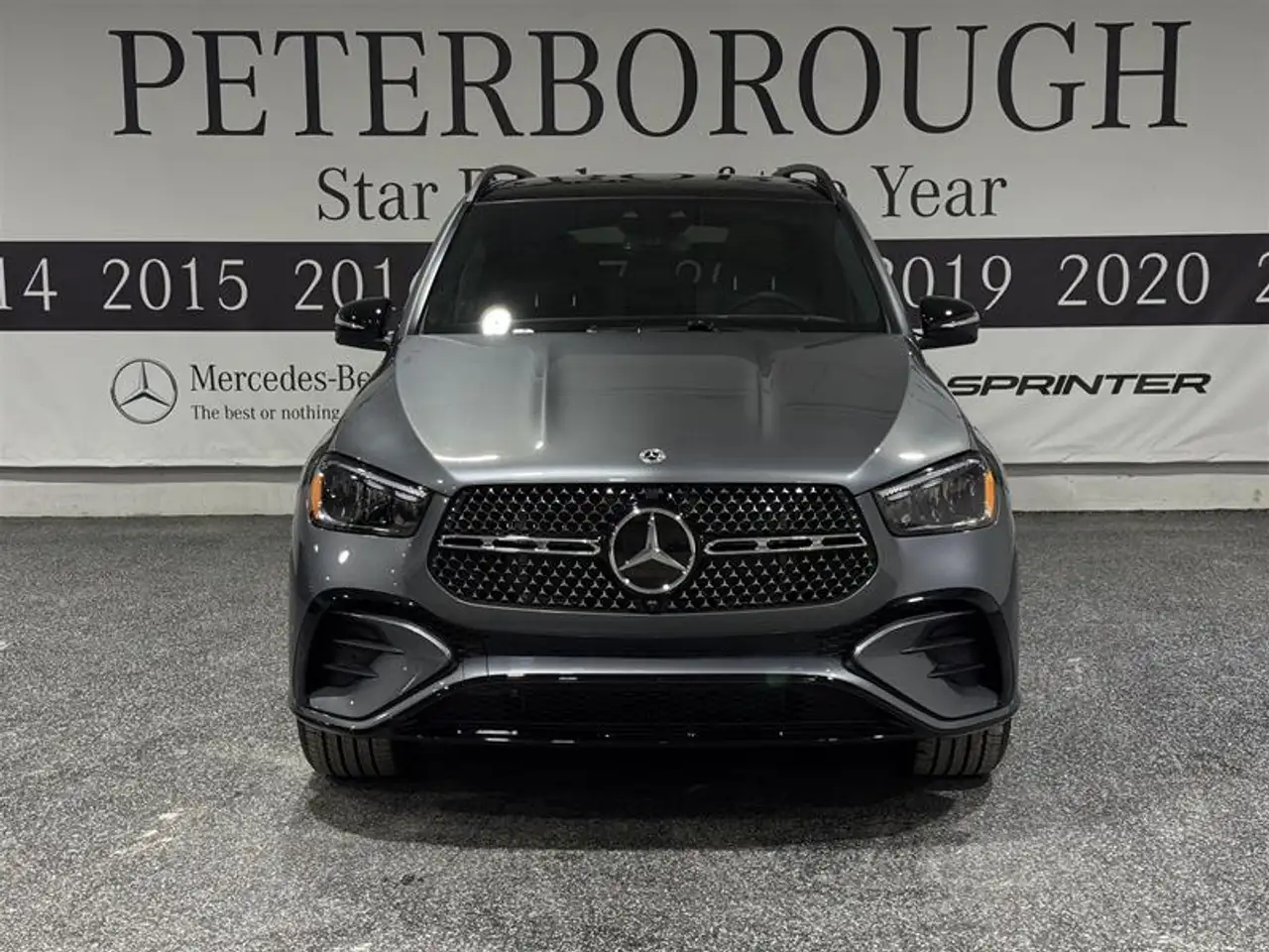 Mercedes-Benz GLE снимка Mercedes-Benz GLE