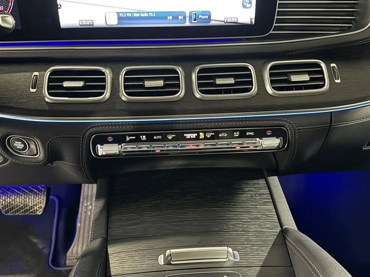 Mercedes-Benz GLE снимка Mercedes-Benz GLE