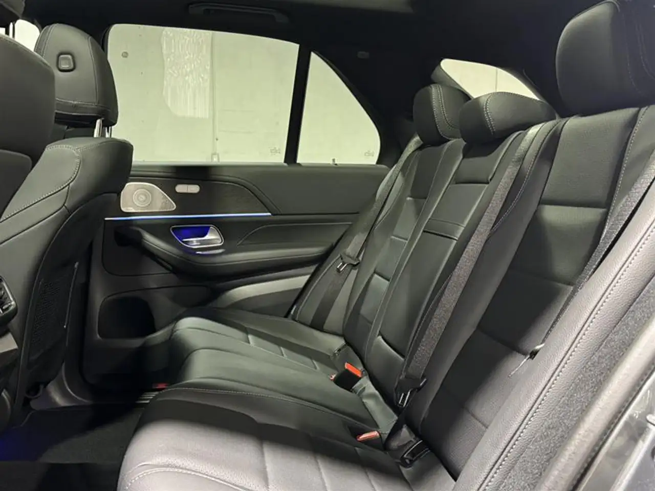 Mercedes-Benz GLE снимка Mercedes-Benz GLE