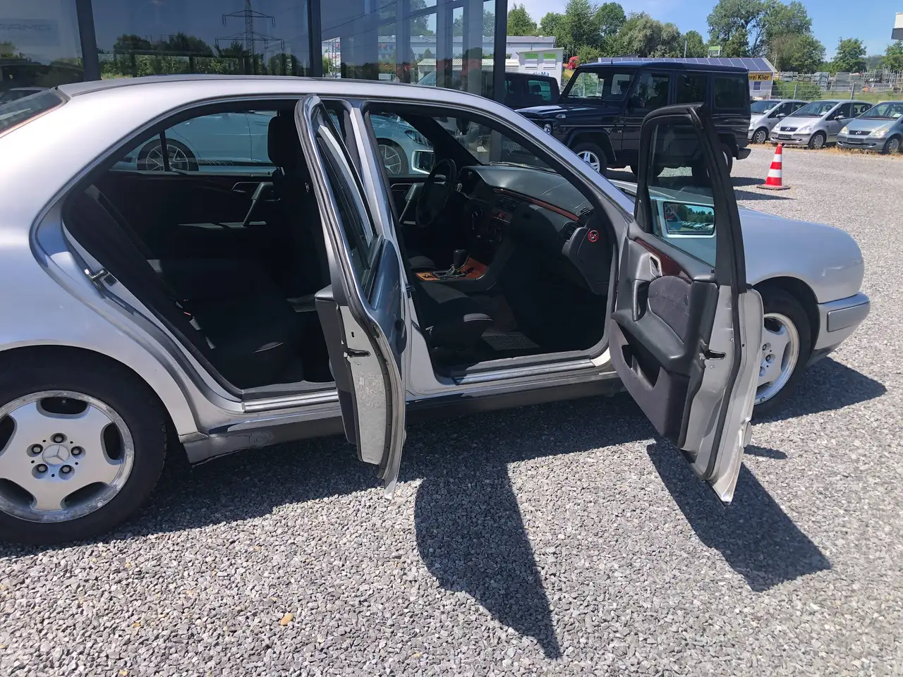 Mercedes-Benz E 200 CLASSIC*AHK*SHD*2.Hand*, foto 7