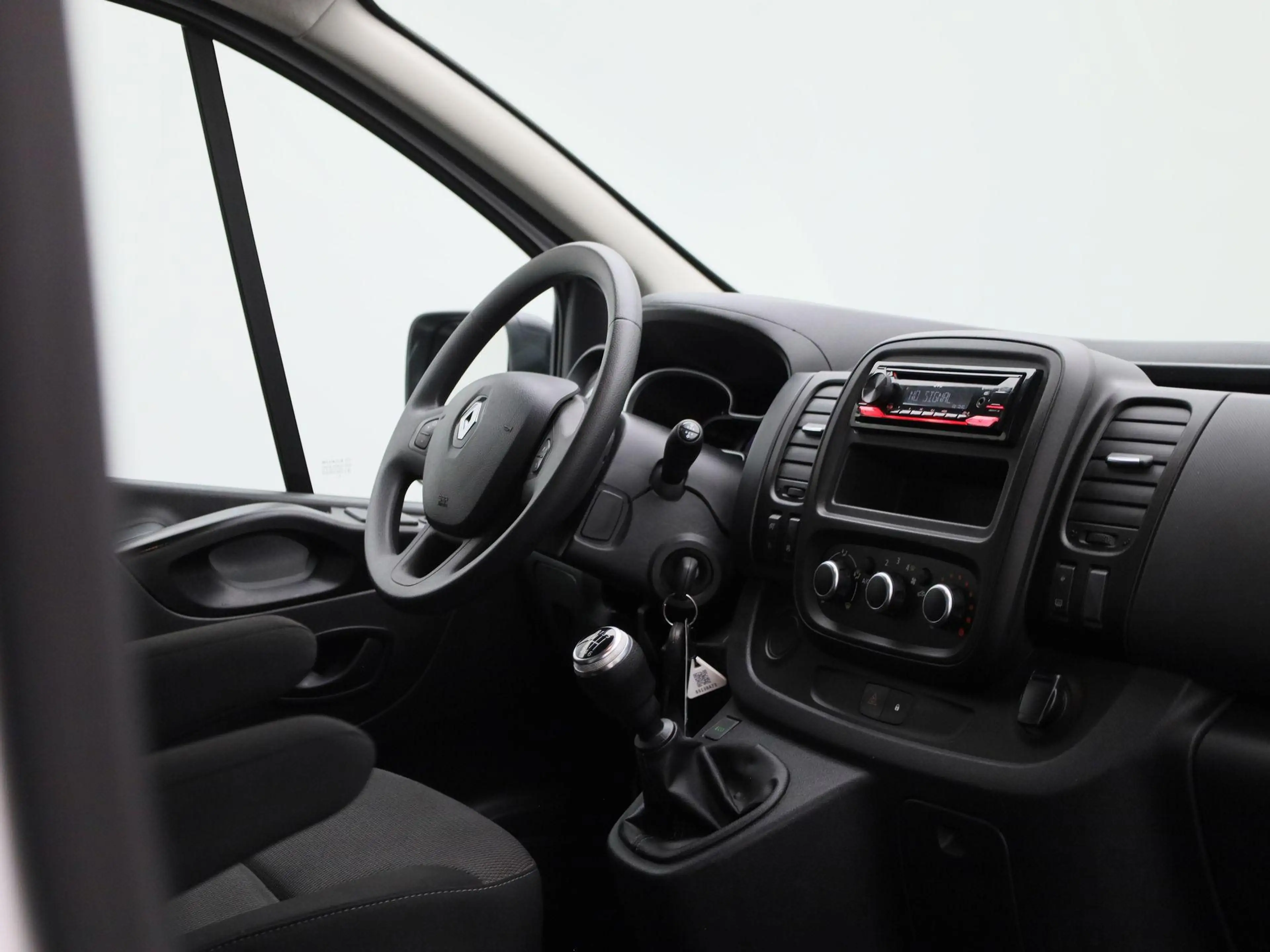Renault Trafic 2.0 dCi 120 T29 L2H1 Comfort | Imperial met ladder — photo 7