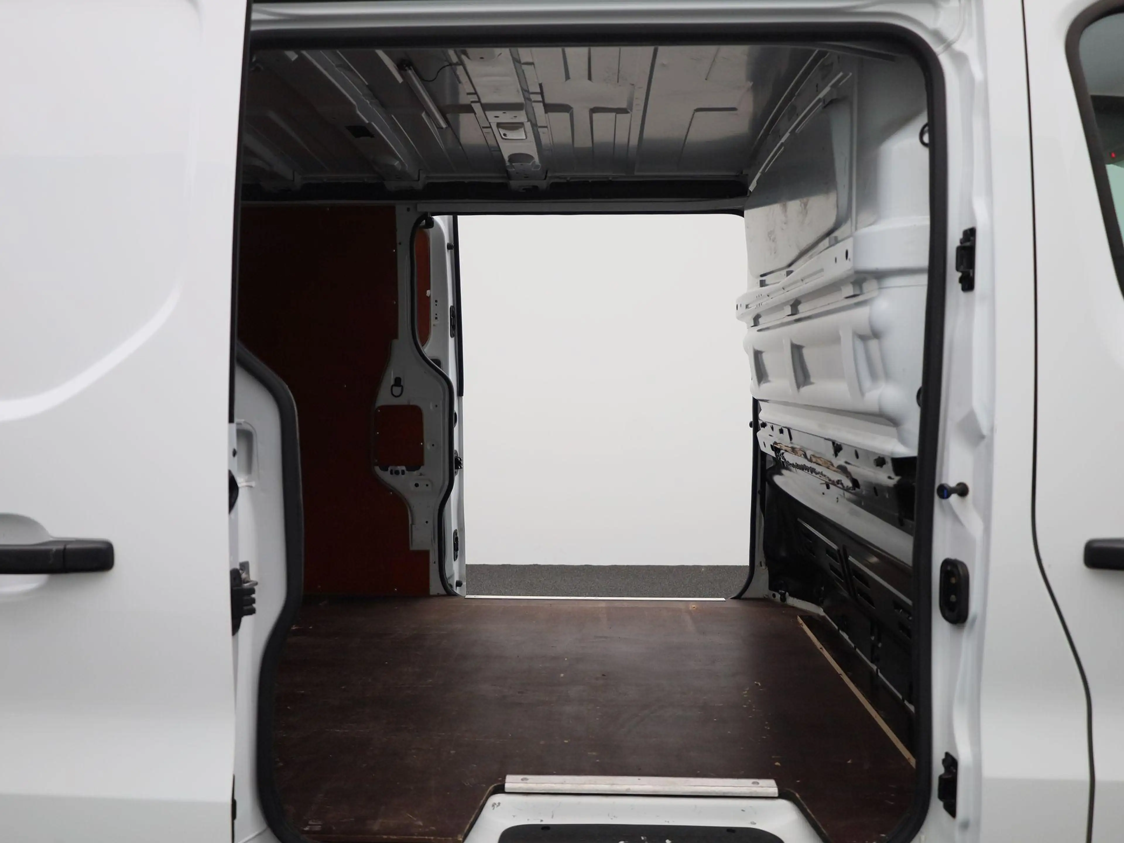 Renault Trafic 2.0 dCi 120 T29 L2H1 Comfort | Imperial met ladder — photo 13