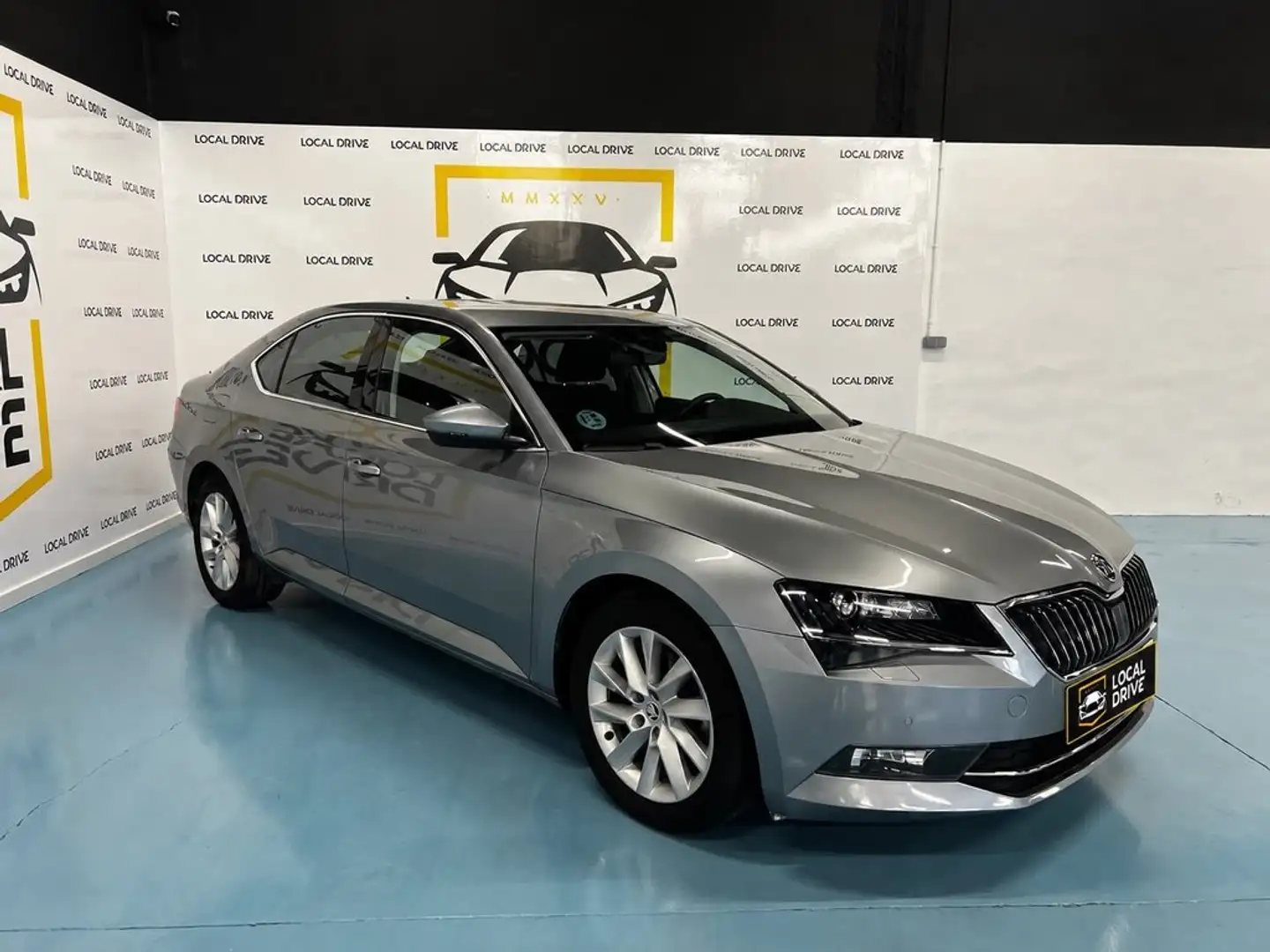 Skoda Superb 1.4 TSI Ambition 110kW Gris - 2