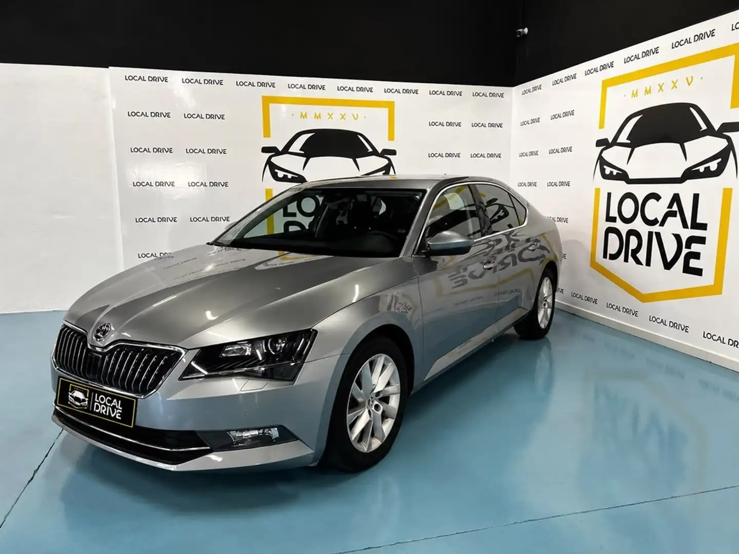 Skoda Superb 1.4 TSI Ambition 110kW Gris - 1