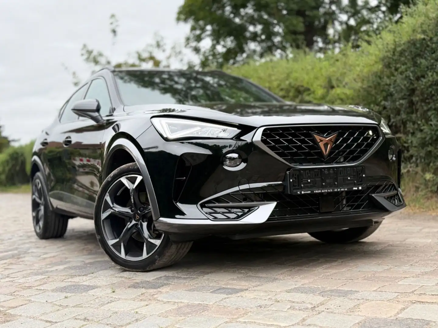 CUPRA Formentor Basis*LED&1ERH&ACC&KAM&AMB* Noir - 1