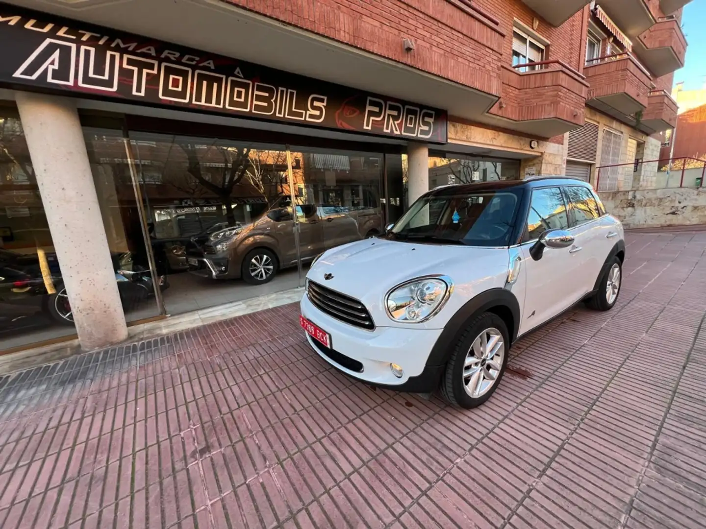MINI Cooper Countryman D ALL4 Blanco - 2