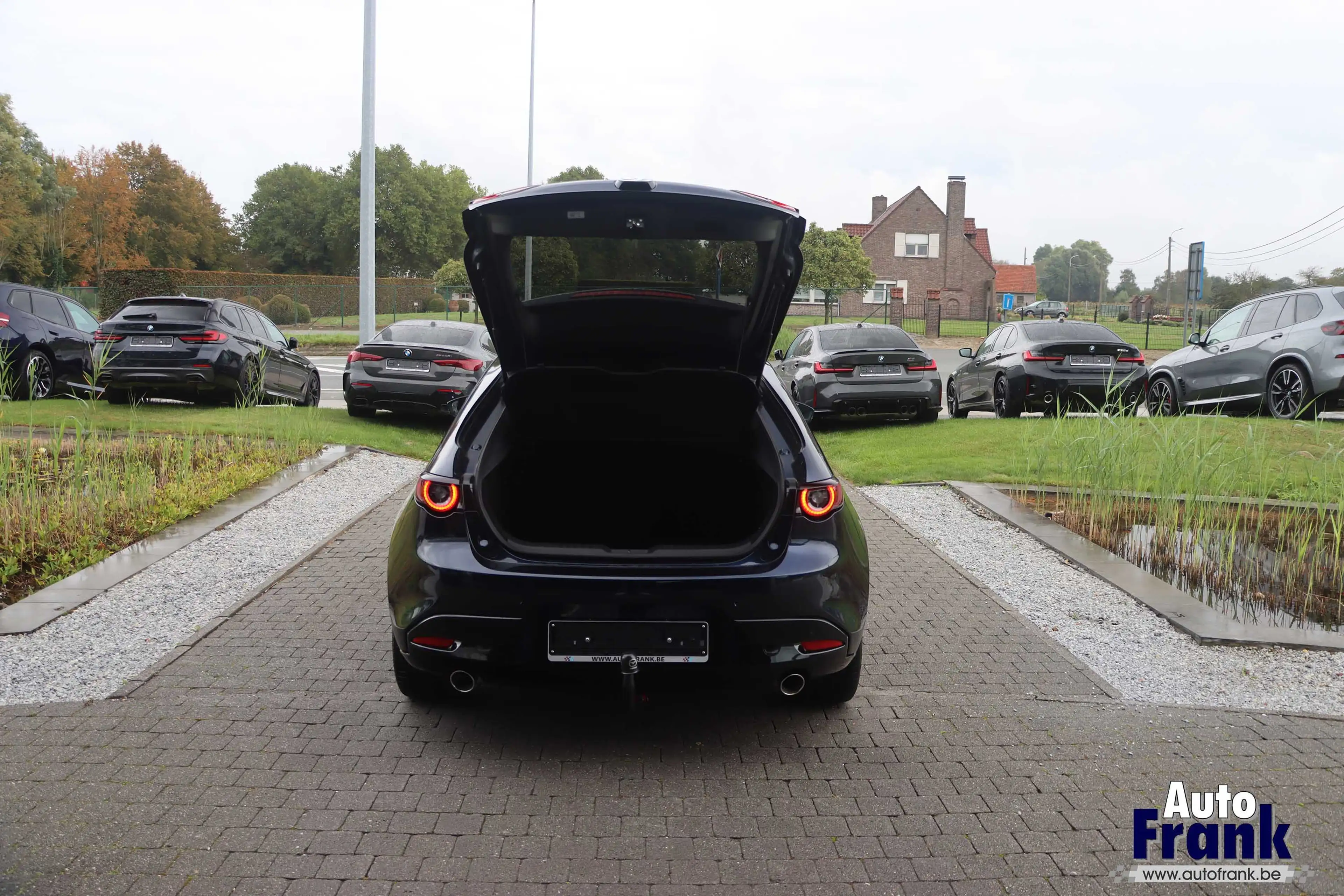 Mazda 3 HOMURA / AUTOMAAT / VERW ZETL / CAM / PDC V+A / — photo 14