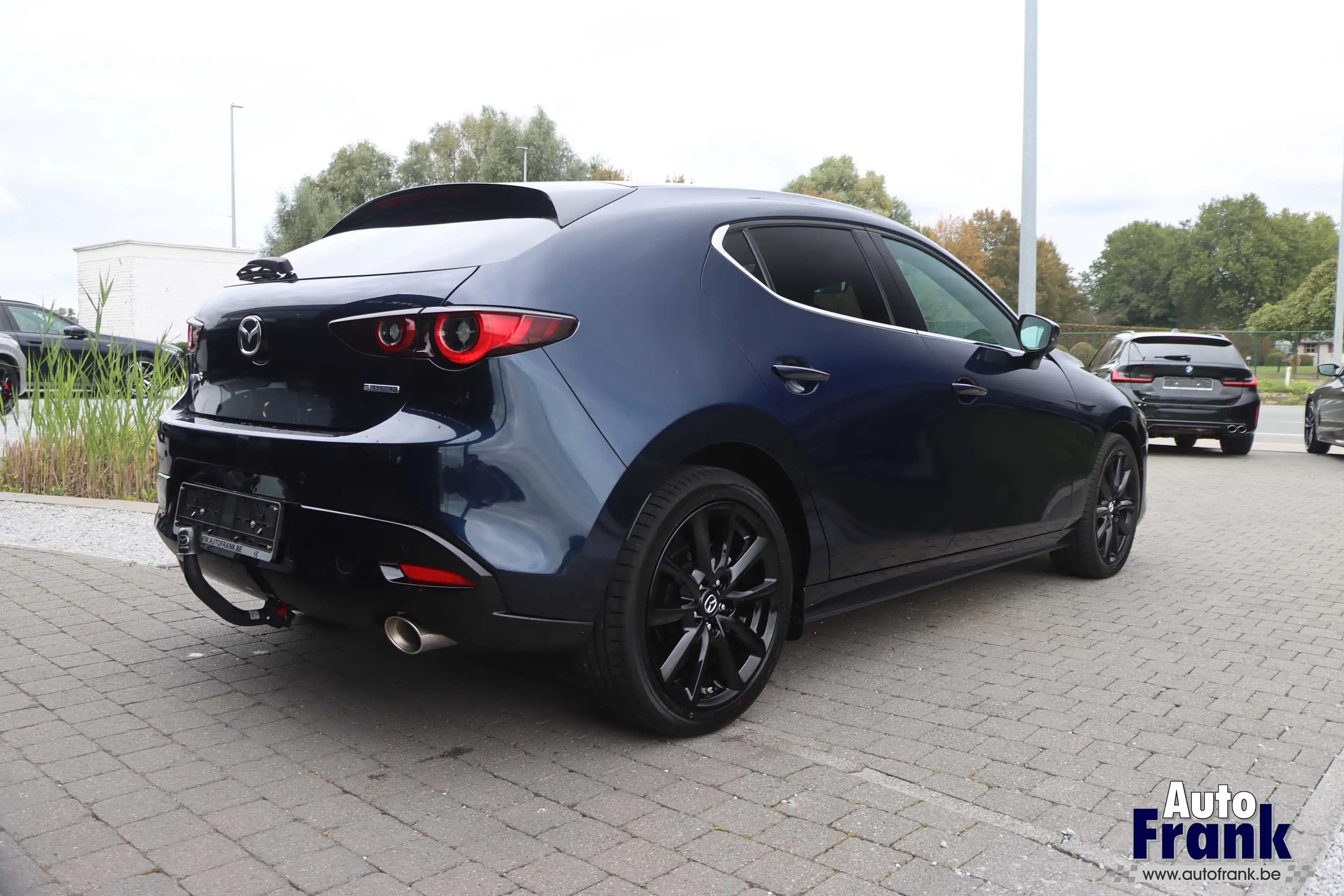 Mazda 3 HOMURA / AUTOMAAT / VERW ZETL / CAM / PDC V+A / — photo 7