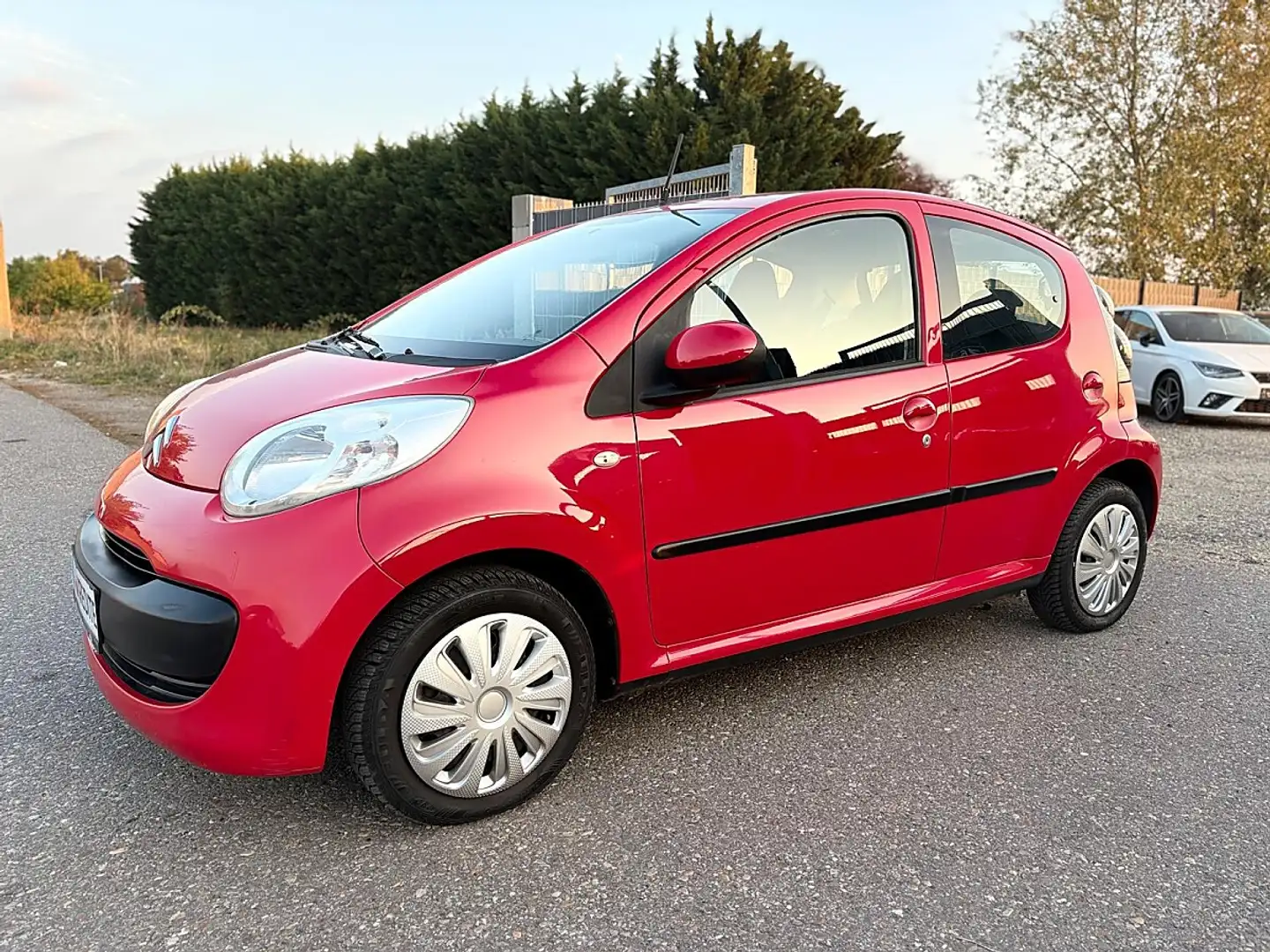 Citroen C1 1,0 Desire **AUTOMATIK **110.000KM**GEPFLEGT Rot - 2