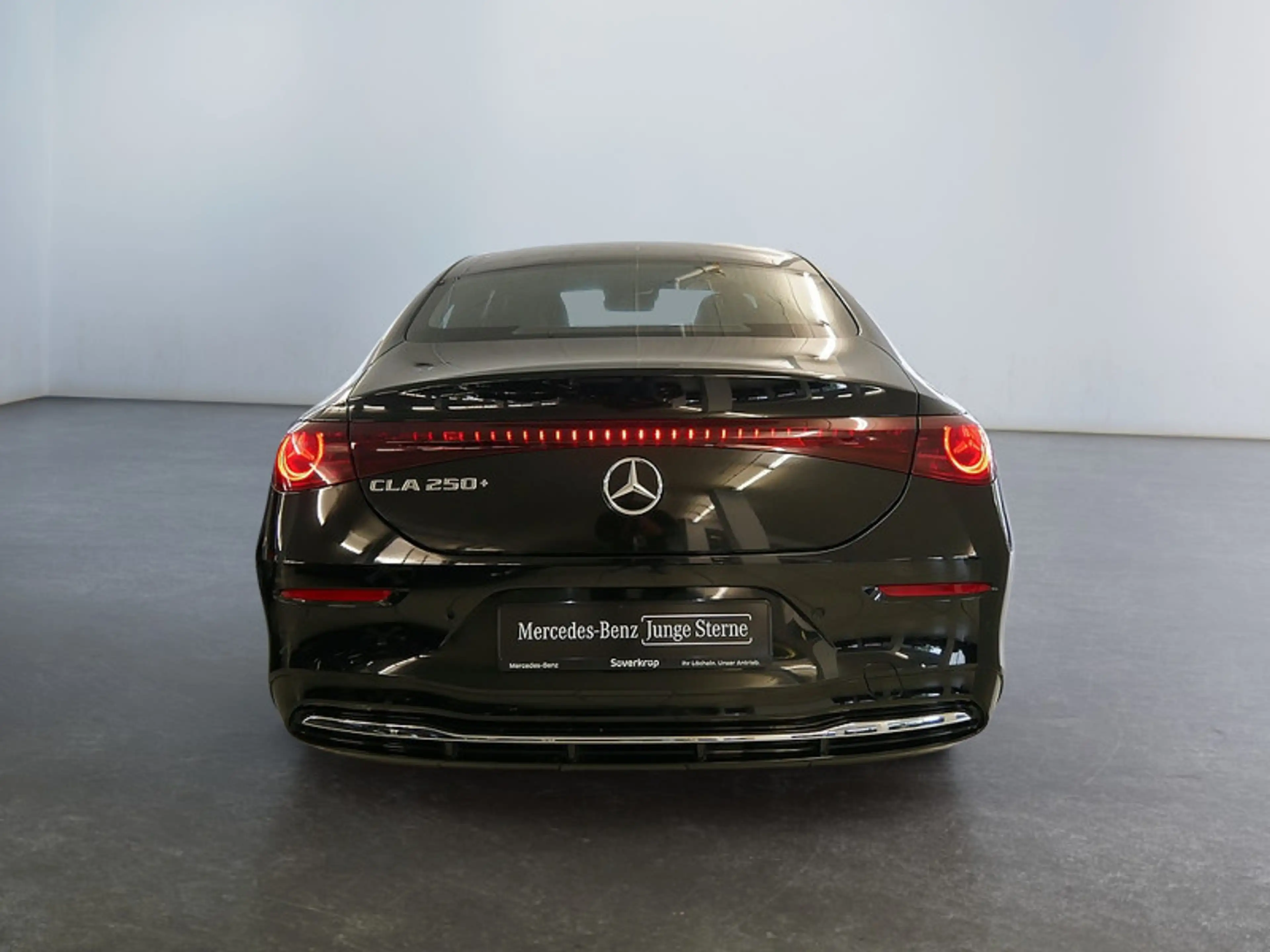 Mercedes-Benz CLA 250 + EQ , PROGRESSIVE DISTR PANO SPUR STANDH — photo 6