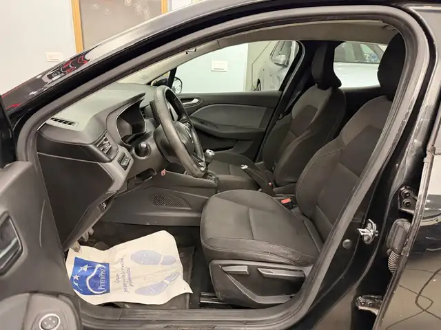 Renault Clio view 7