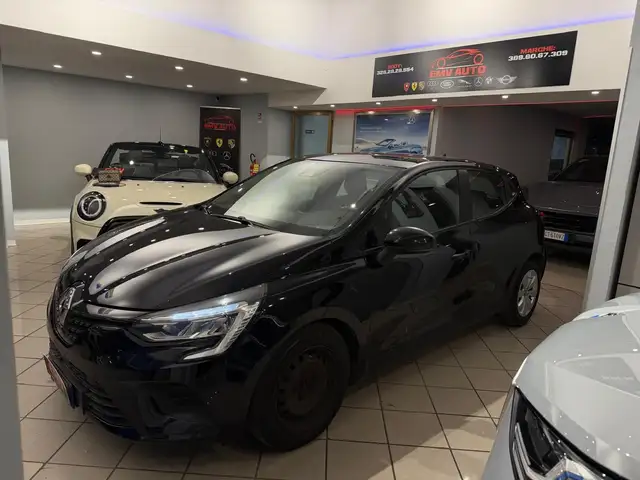 Renault Clio view 4