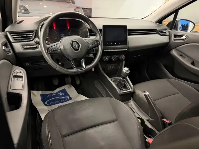Renault Clio view 10