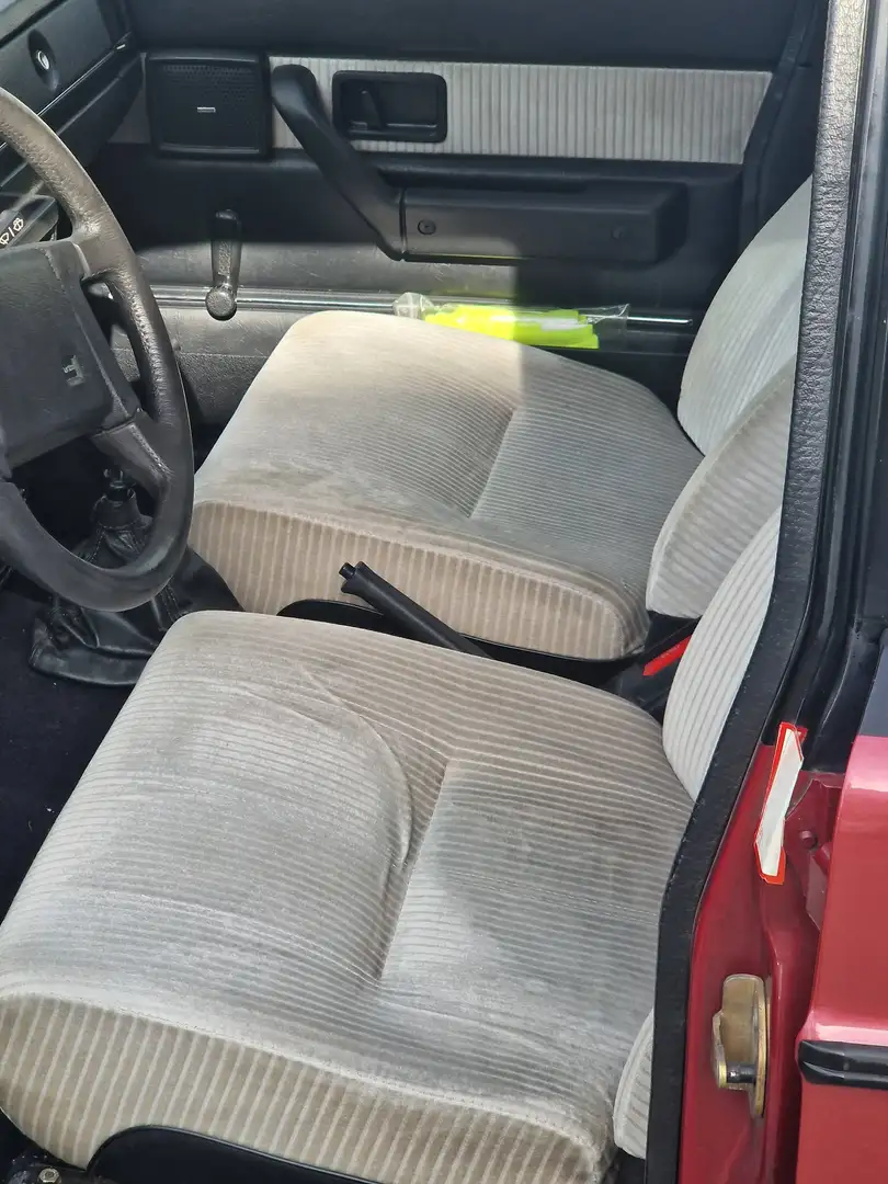 Volvo 240 240 Turbo Rot - 1