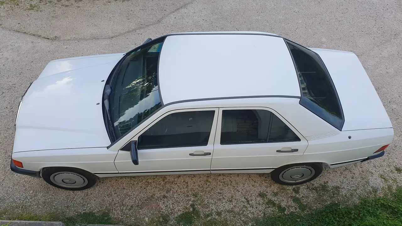 Mercedes-Benz 190 E 122ch m proprietaire dep.30 ans attache remorque, foto 6