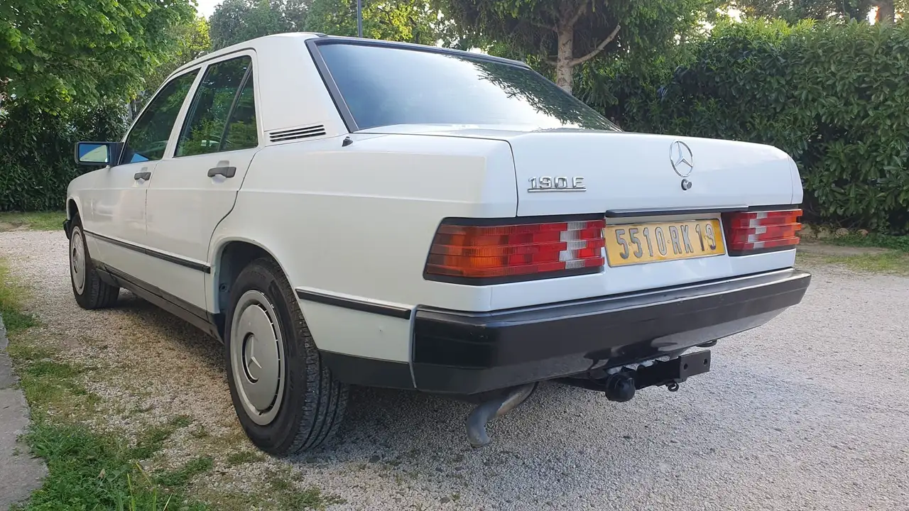 Mercedes-Benz 190 E 122ch m proprietaire dep.30 ans attache remorque, foto 5