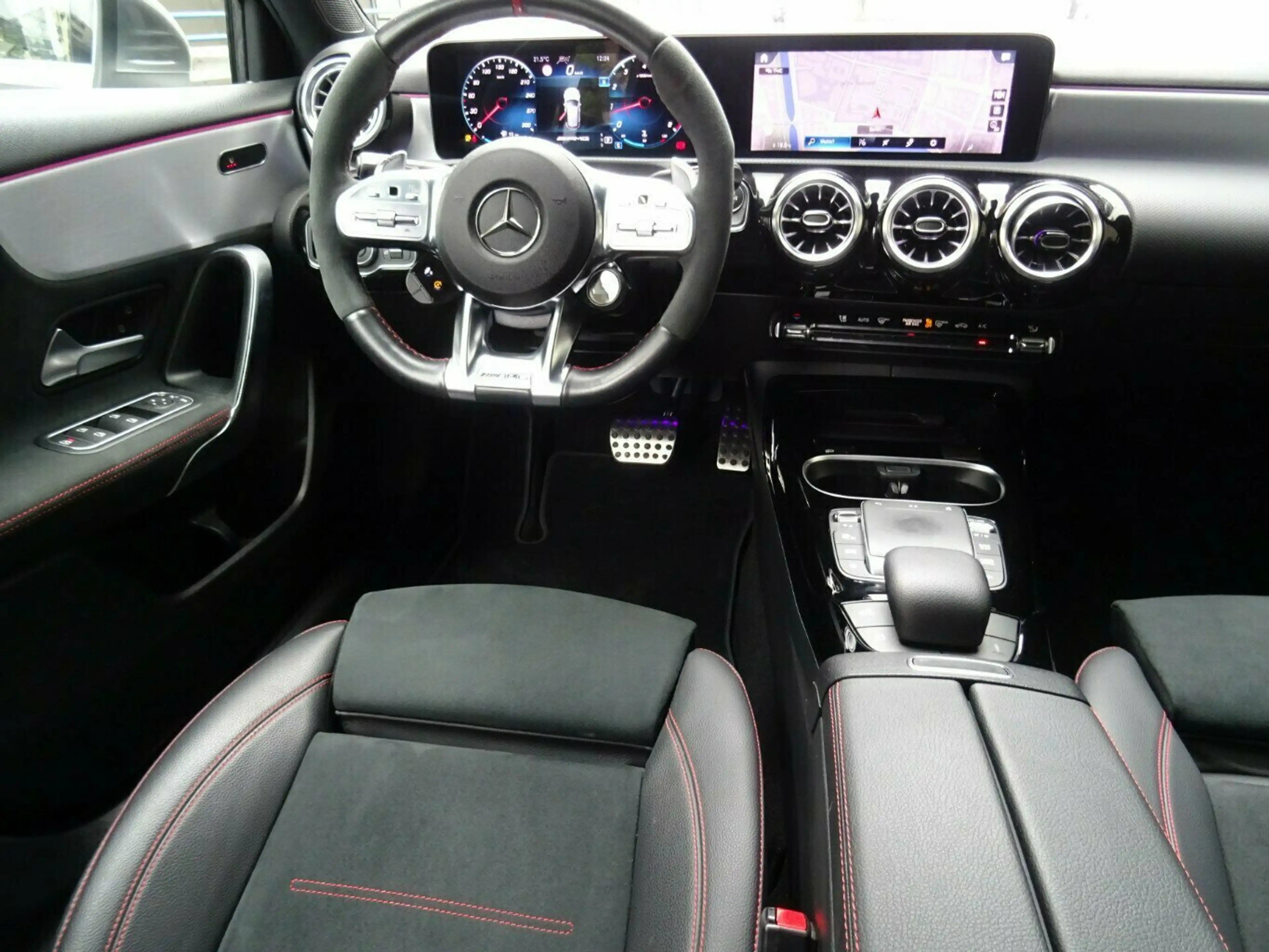 Mercedes-Benz A 45 AMG 8G-Speedshift AMG 4Matic,Leder,ACC,Kamera — photo 4